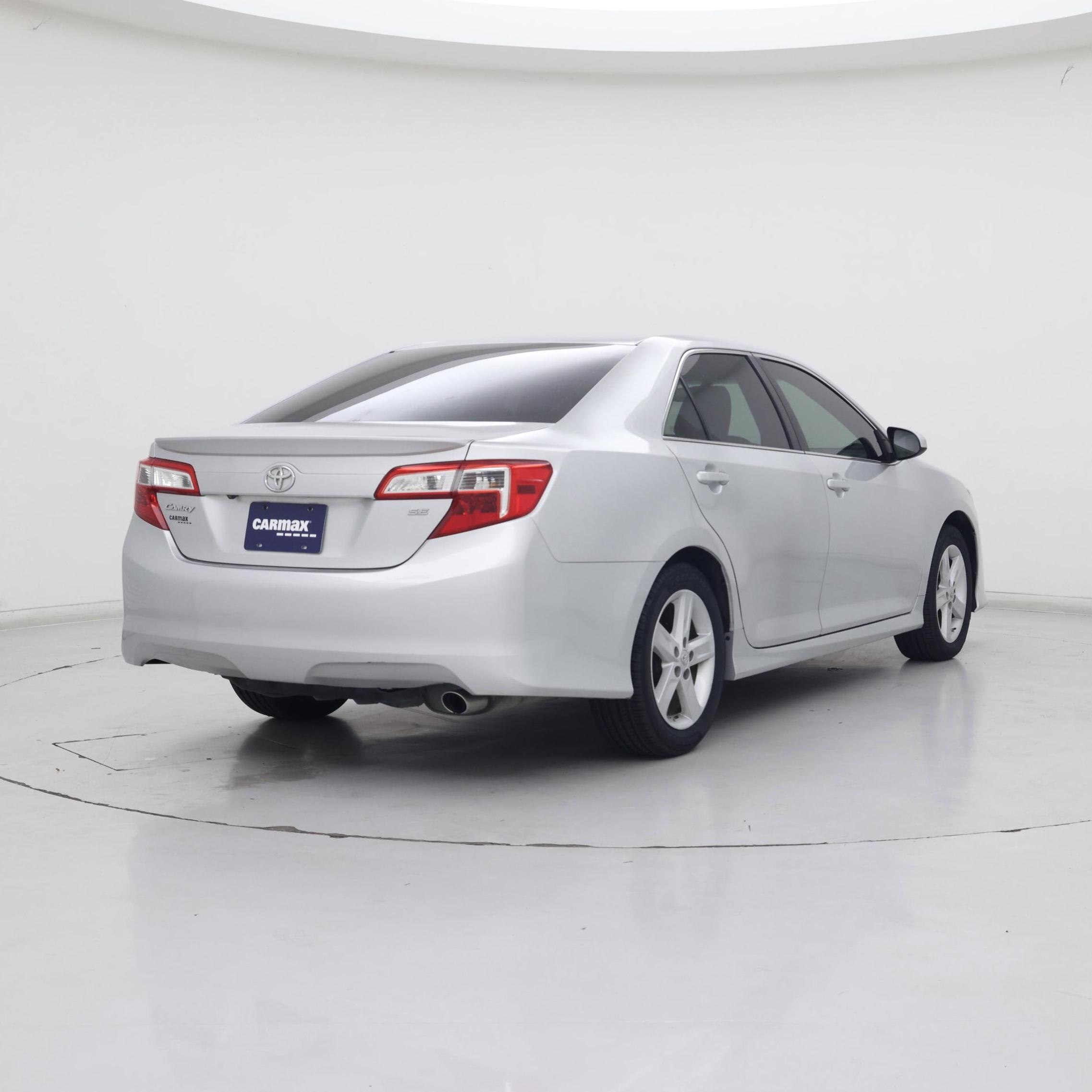Thumbnail: 2014 Toyota Camry - 8