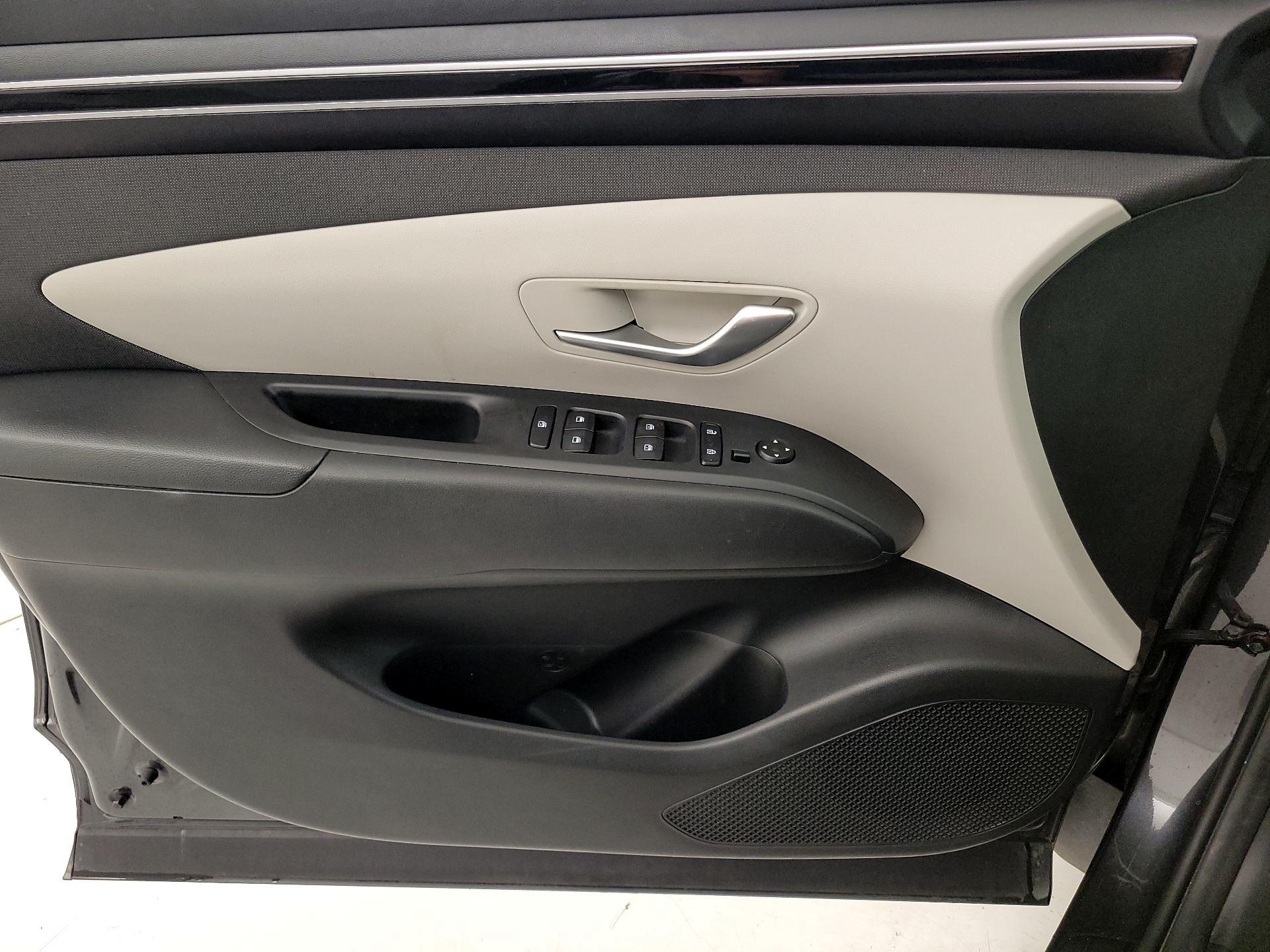 Thumbnail: 2023 Hyundai Tucson - 12