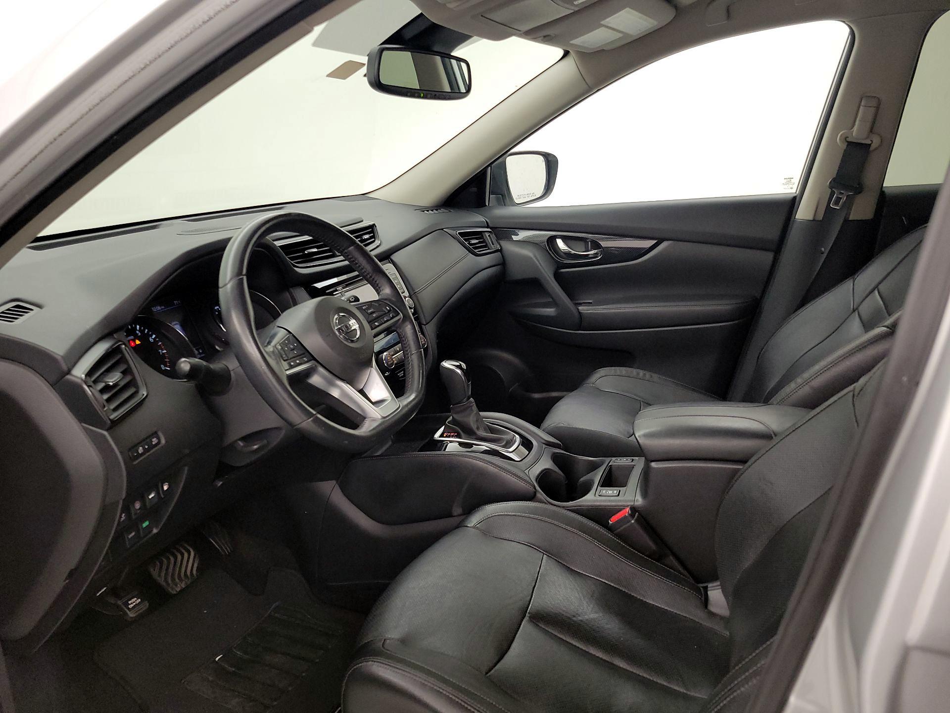 Thumbnail: 2018 Nissan Rogue - 11