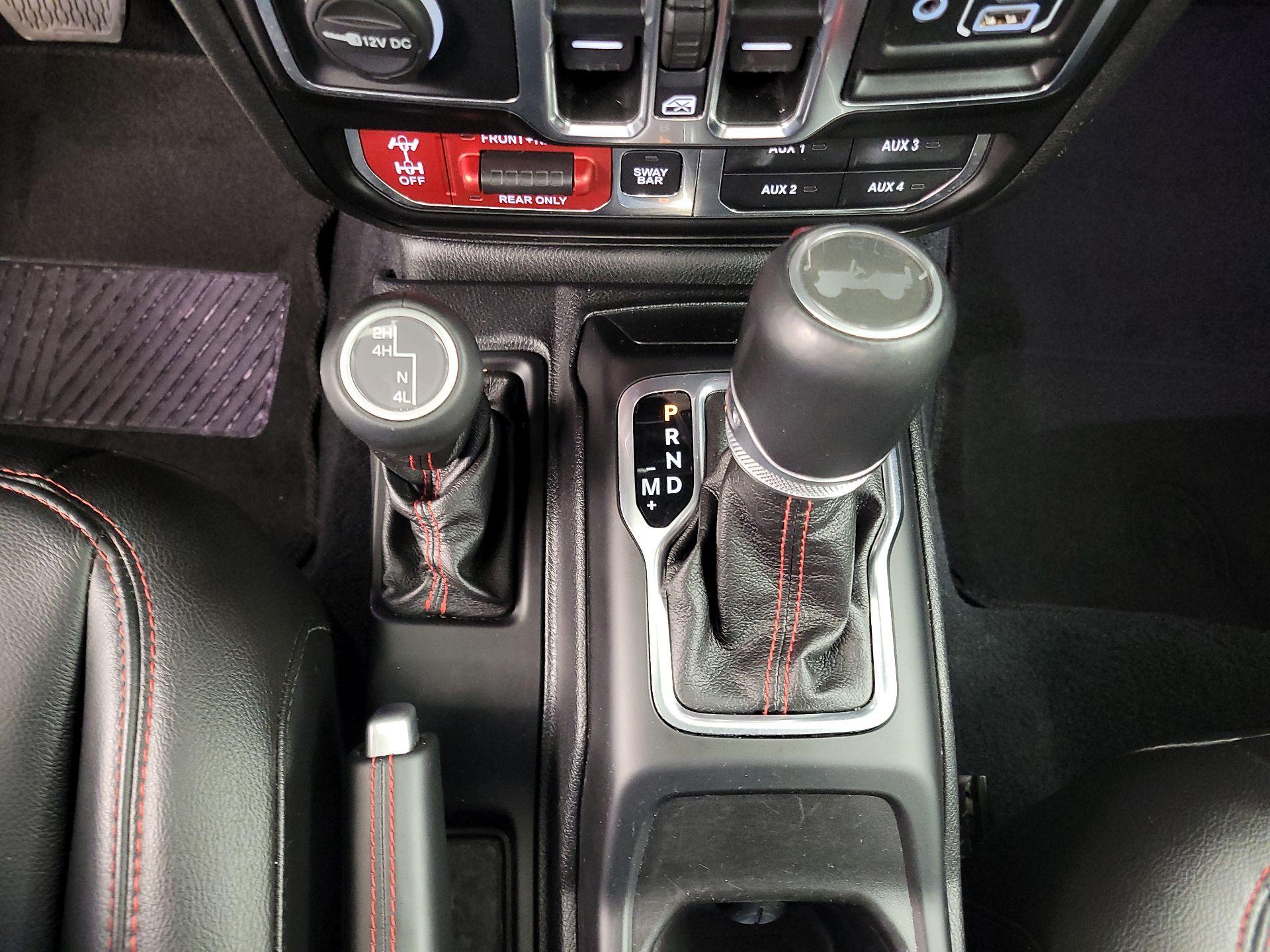 Thumbnail: 2020 Jeep Wrangler - 18