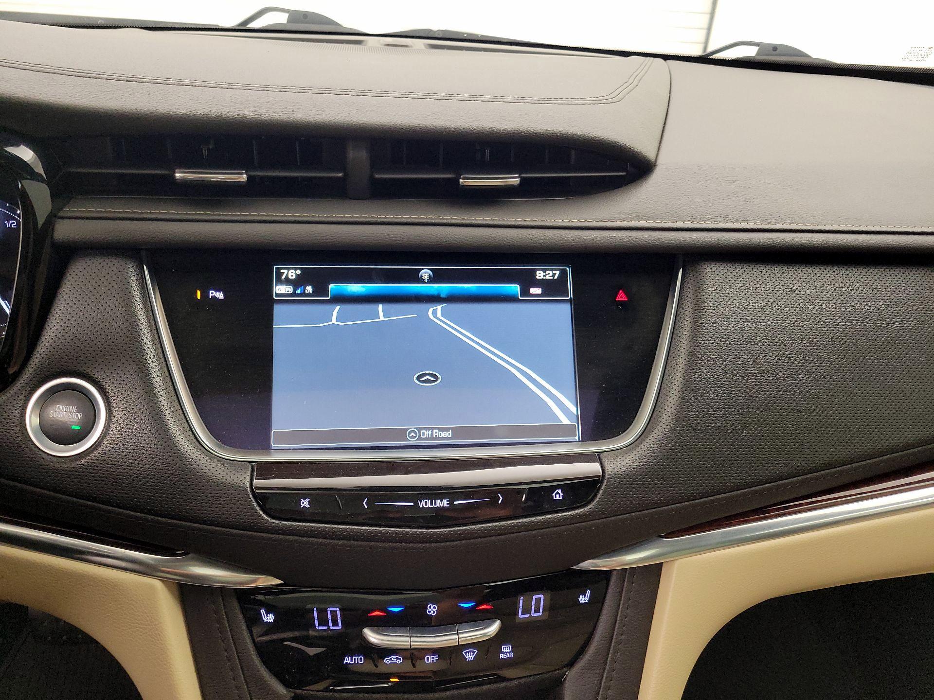 Thumbnail: 2019 Cadillac XT5 - 14