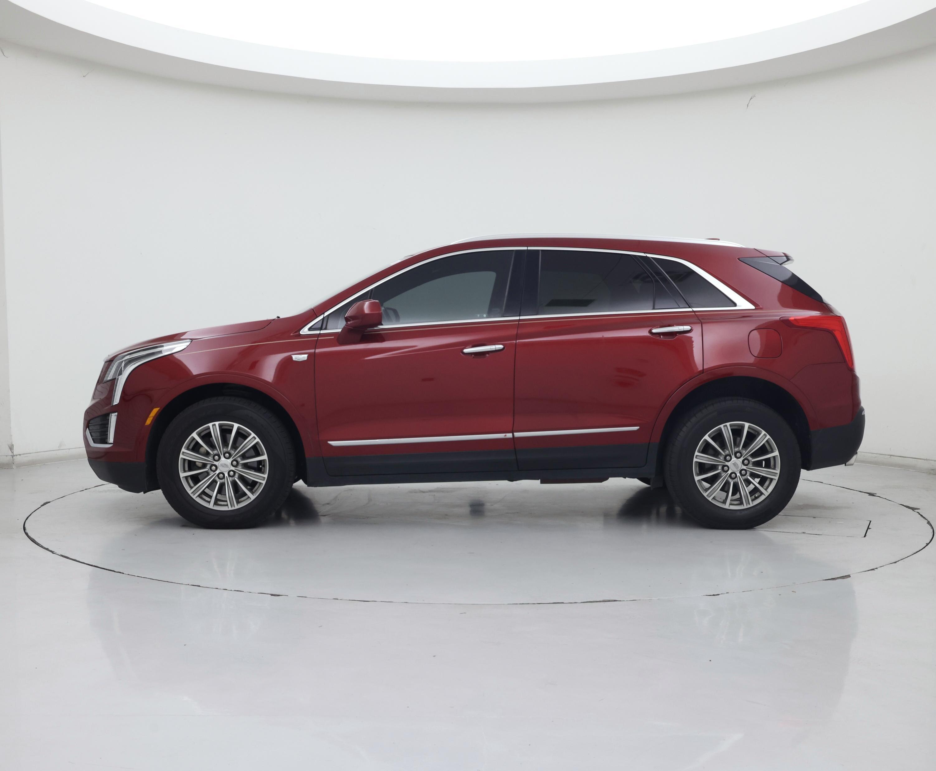 Thumbnail: 2019 Cadillac XT5 - 3