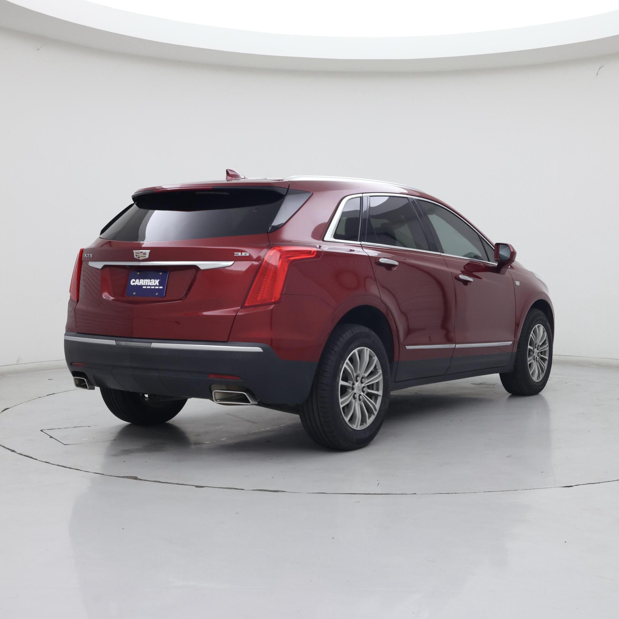 Thumbnail: 2019 Cadillac XT5 - 8