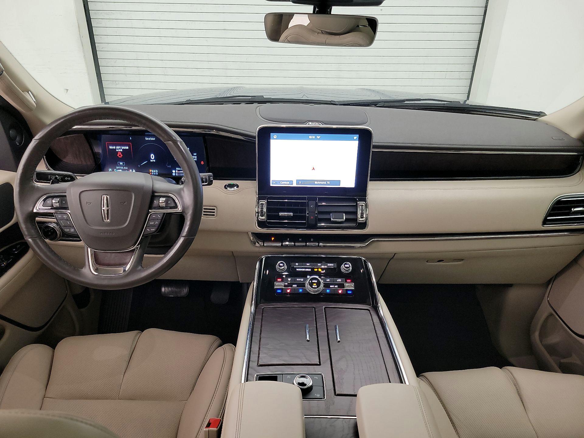 Thumbnail: 2020 Lincoln Navigator - 9