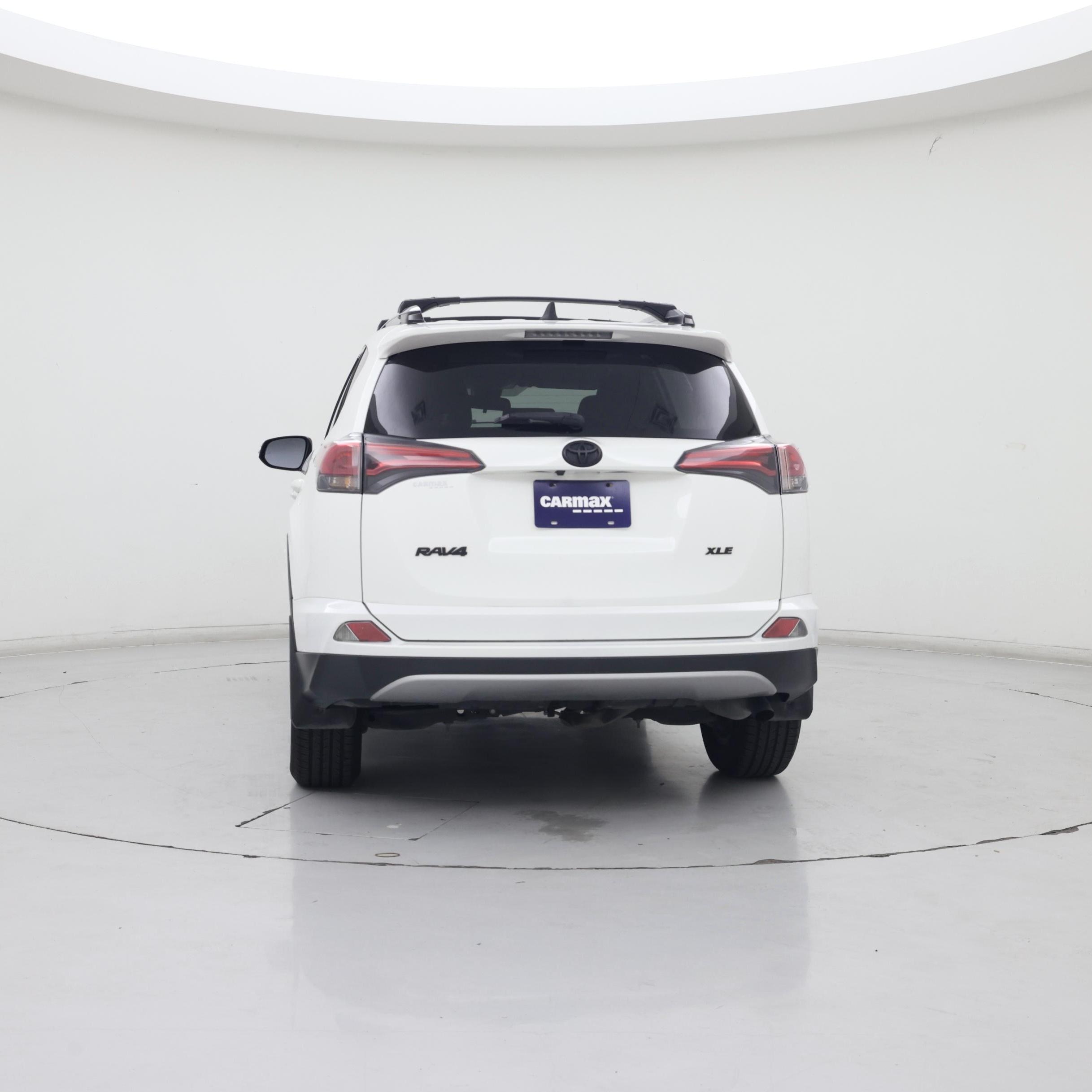 Thumbnail: 2018 Toyota RAV4 - 6