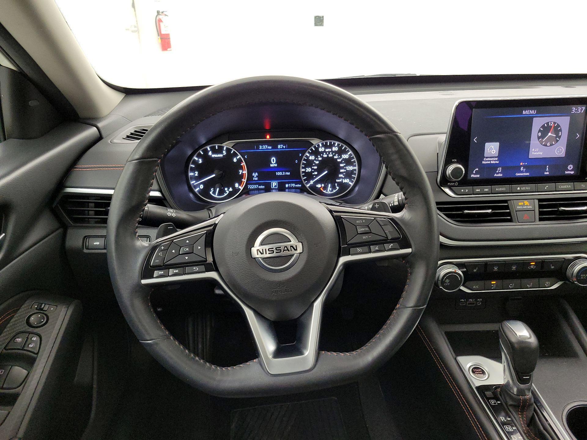 Thumbnail: 2020 Nissan Altima - 10
