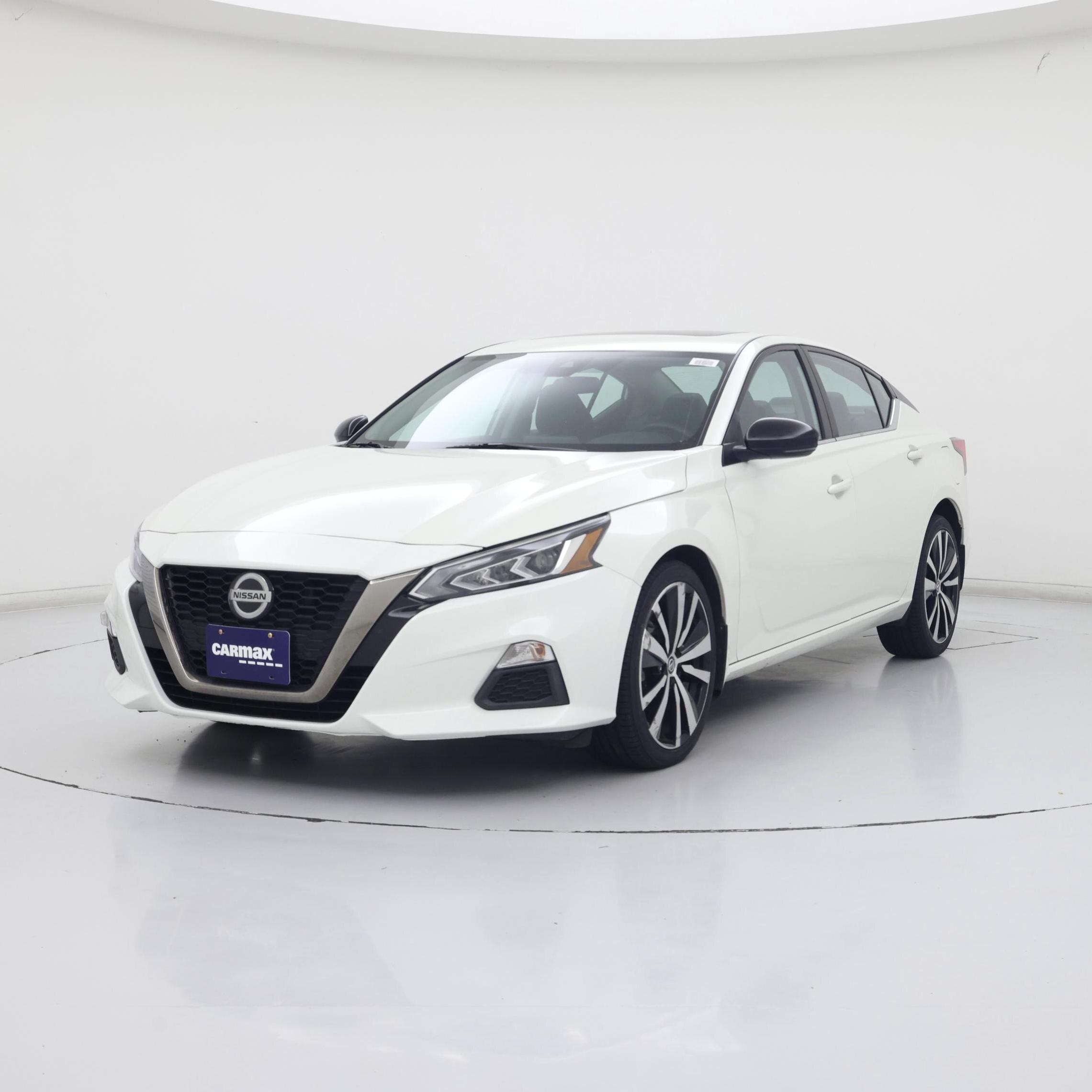 Thumbnail: 2020 Nissan Altima - 4