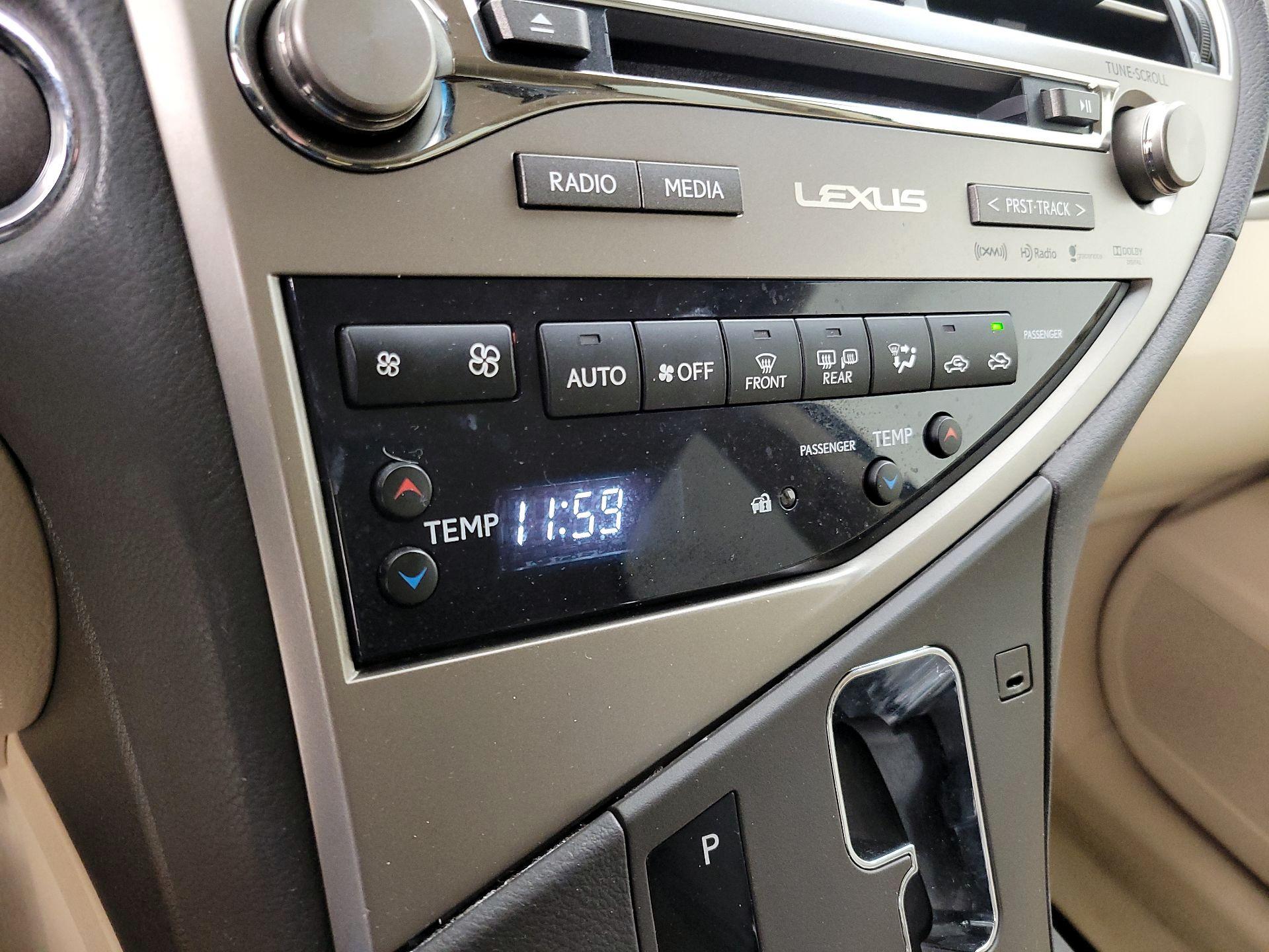 Thumbnail: 2015 Lexus RX - 17