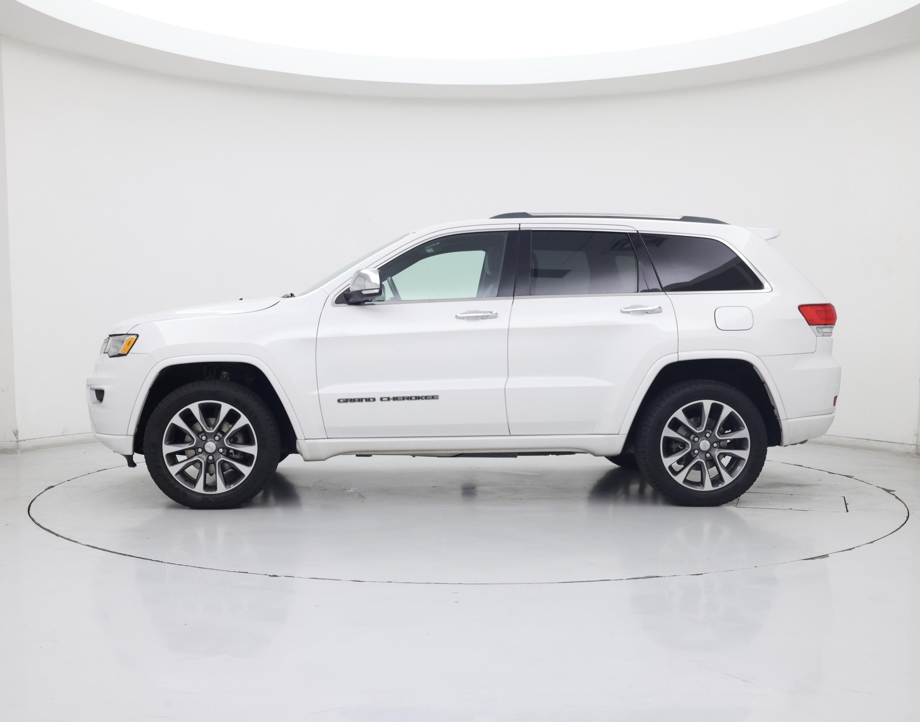Thumbnail: 2018 Jeep Grand Cherokee - 3