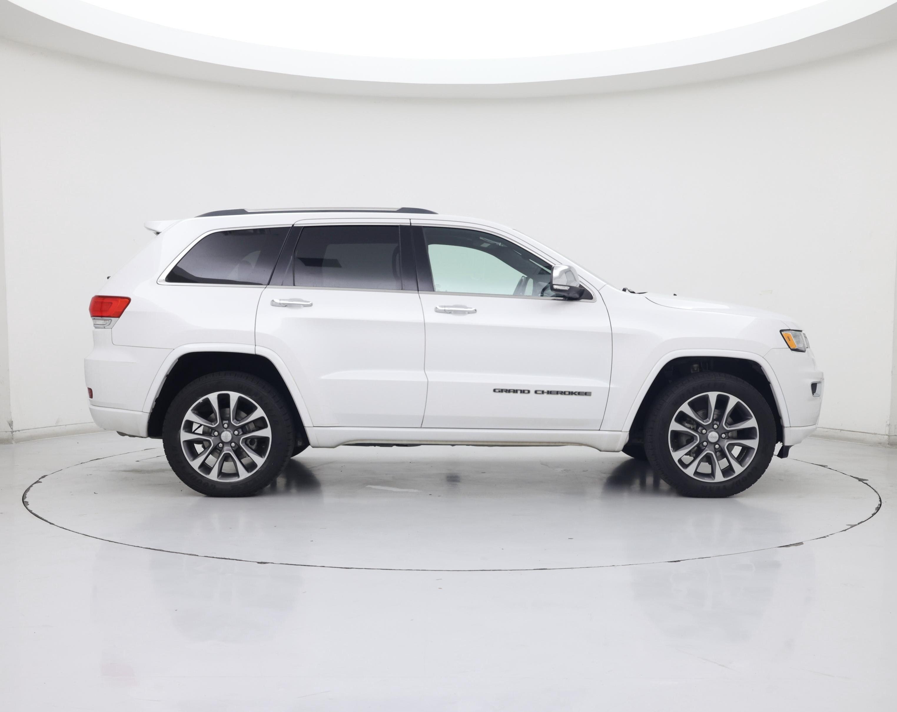 Thumbnail: 2018 Jeep Grand Cherokee - 7