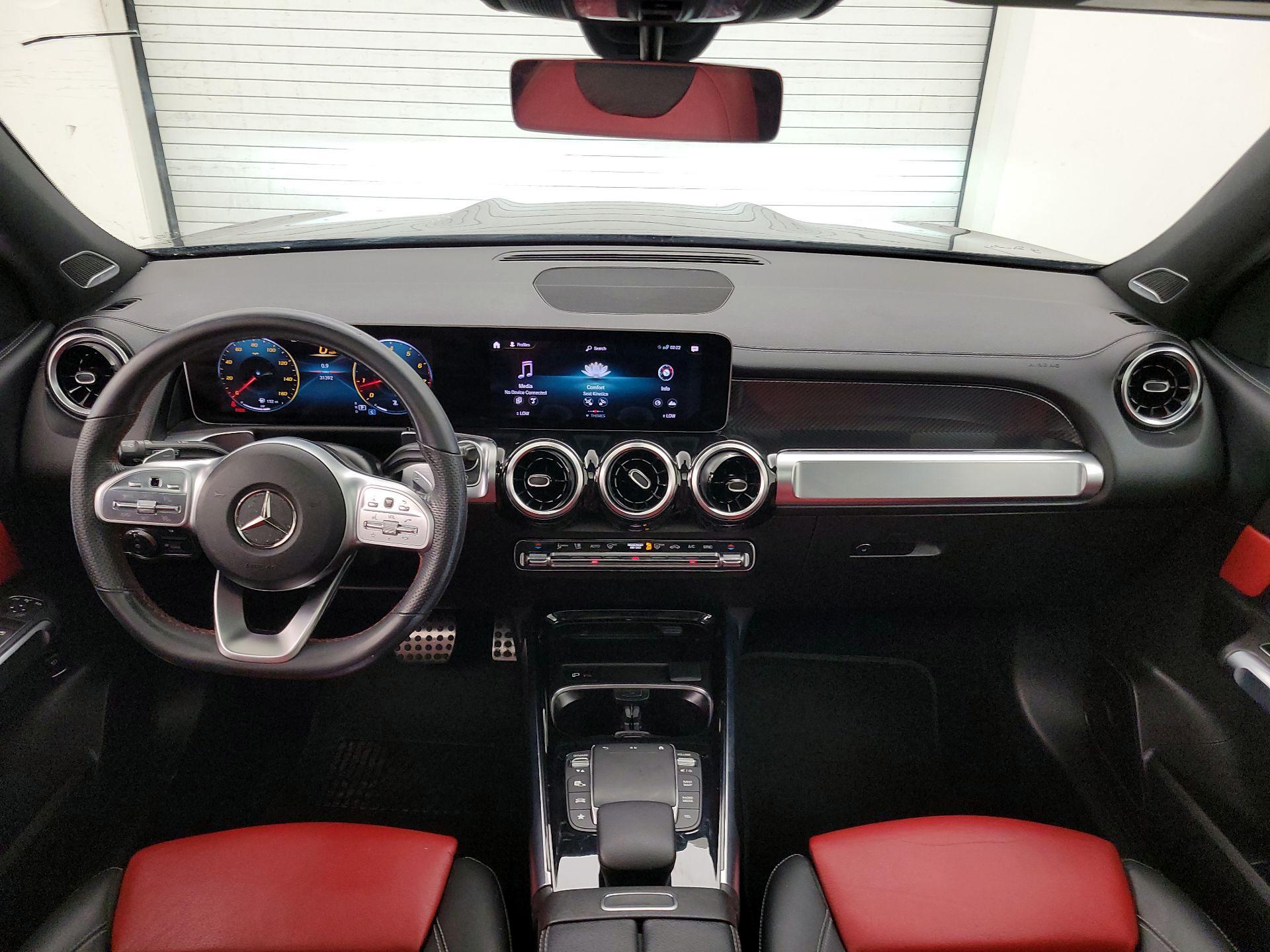 Thumbnail: 2021 Mercedes-Benz GLB - 9