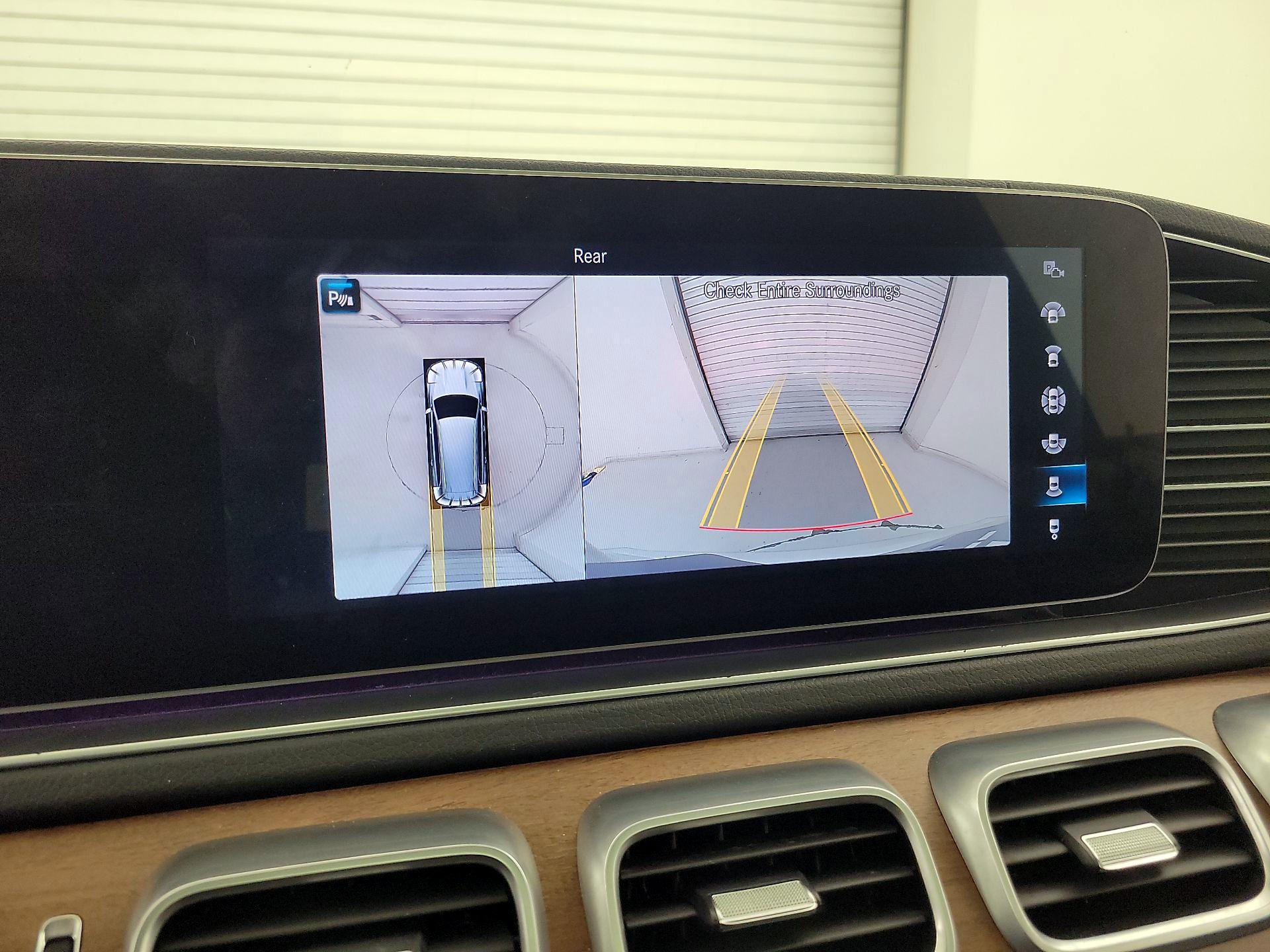 Thumbnail: 2020 Mercedes-Benz GLS - 15