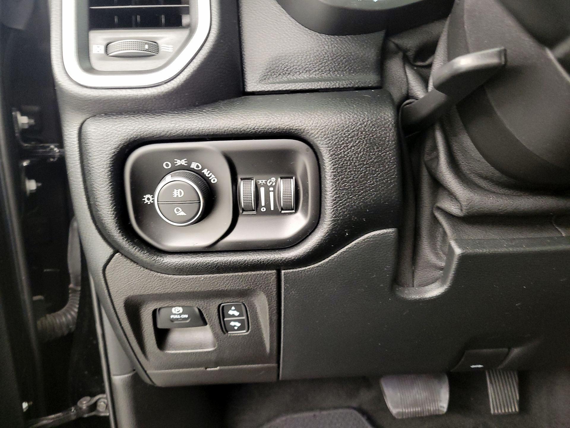 Thumbnail: 2022 RAM 1500 - 13