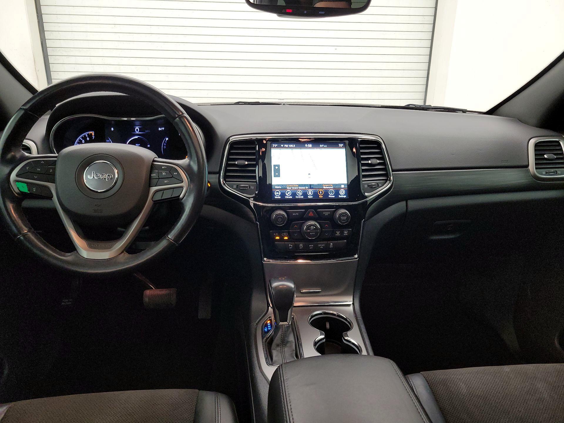 Thumbnail: 2020 Jeep Grand Cherokee - 9