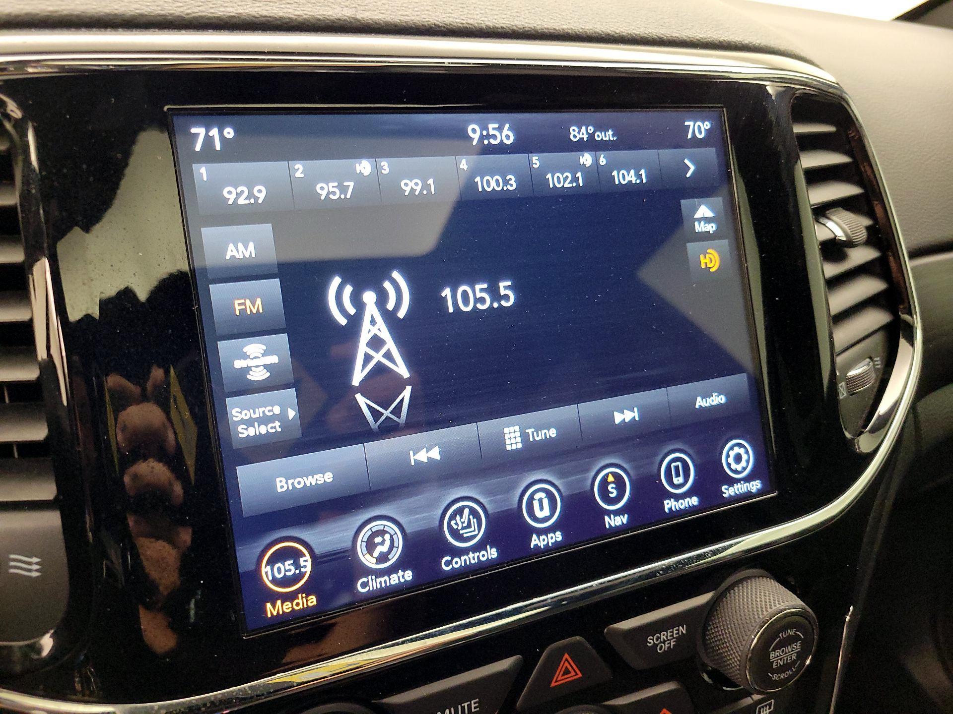 Thumbnail: 2020 Jeep Grand Cherokee - 16