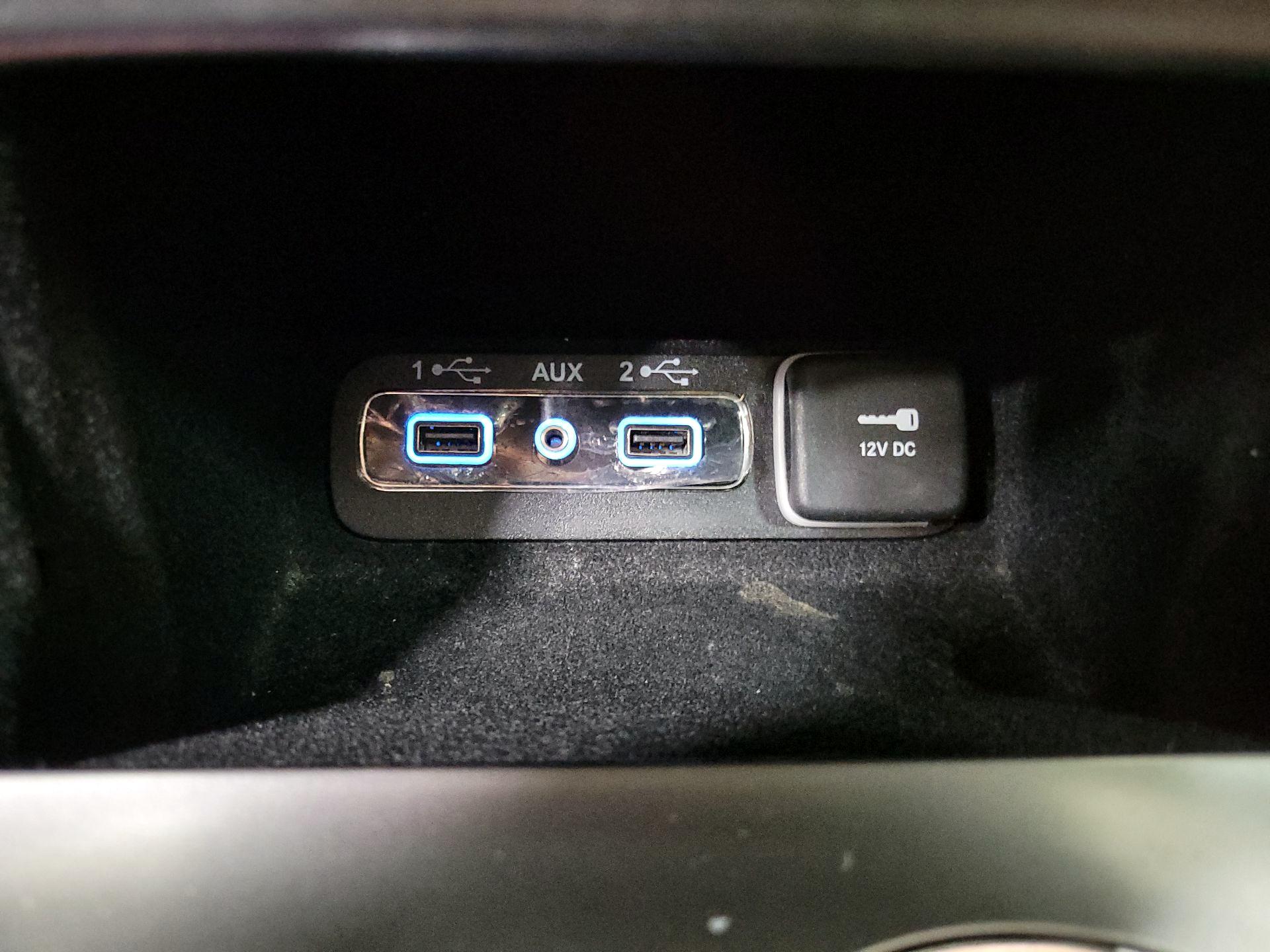 Thumbnail: 2020 Jeep Grand Cherokee - 19