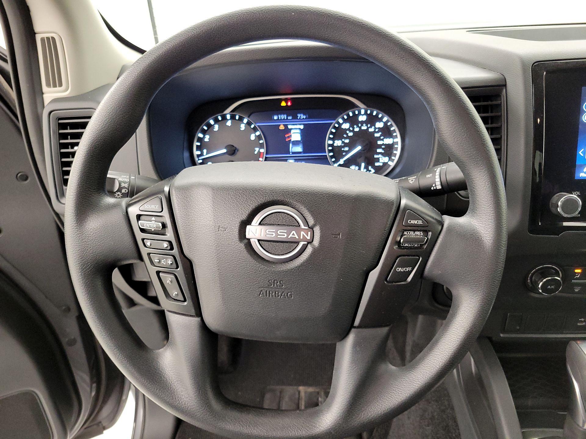 Thumbnail: 2022 Nissan Frontier - 10