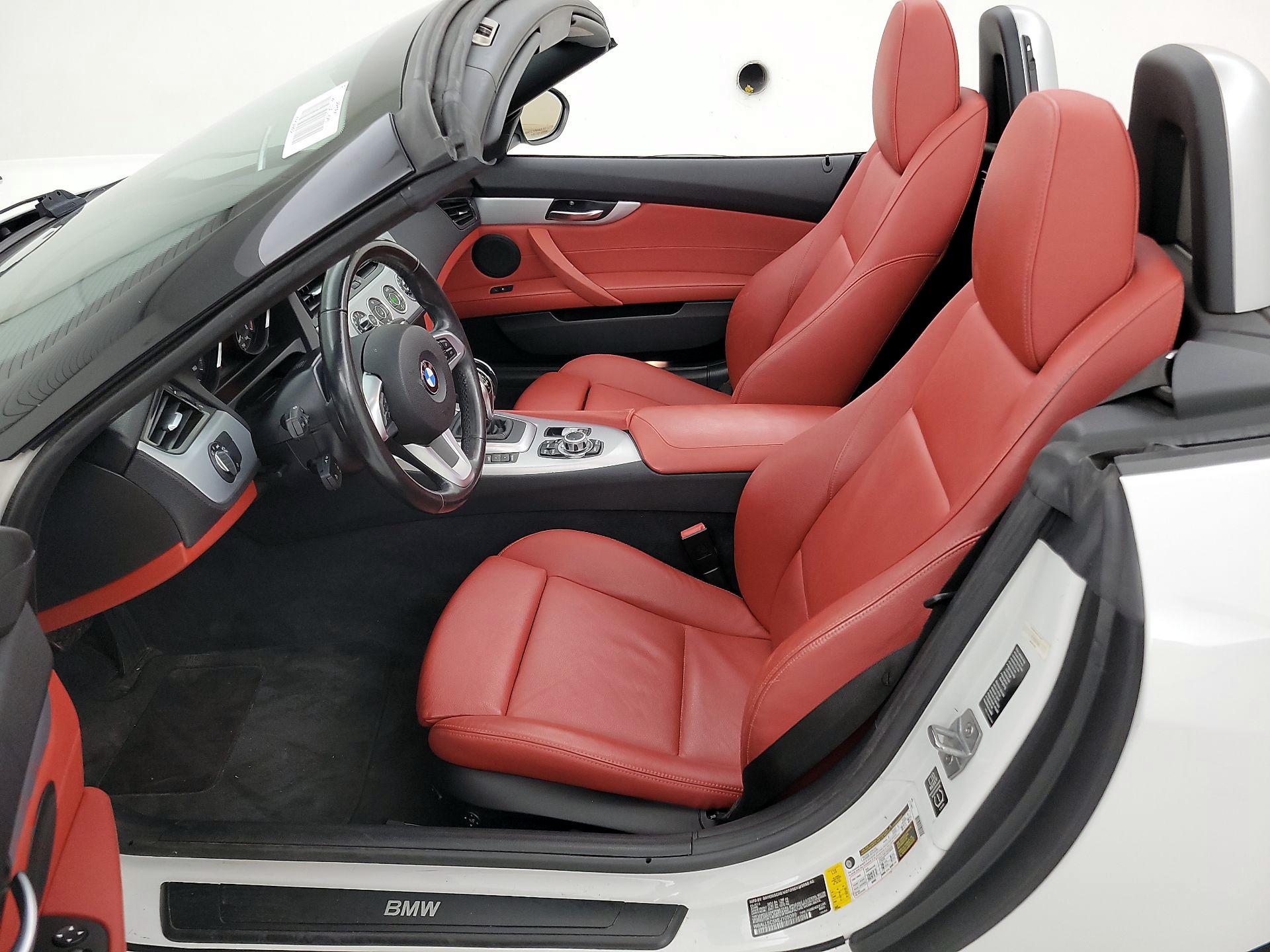 Thumbnail: 2014 BMW Z4 - 11