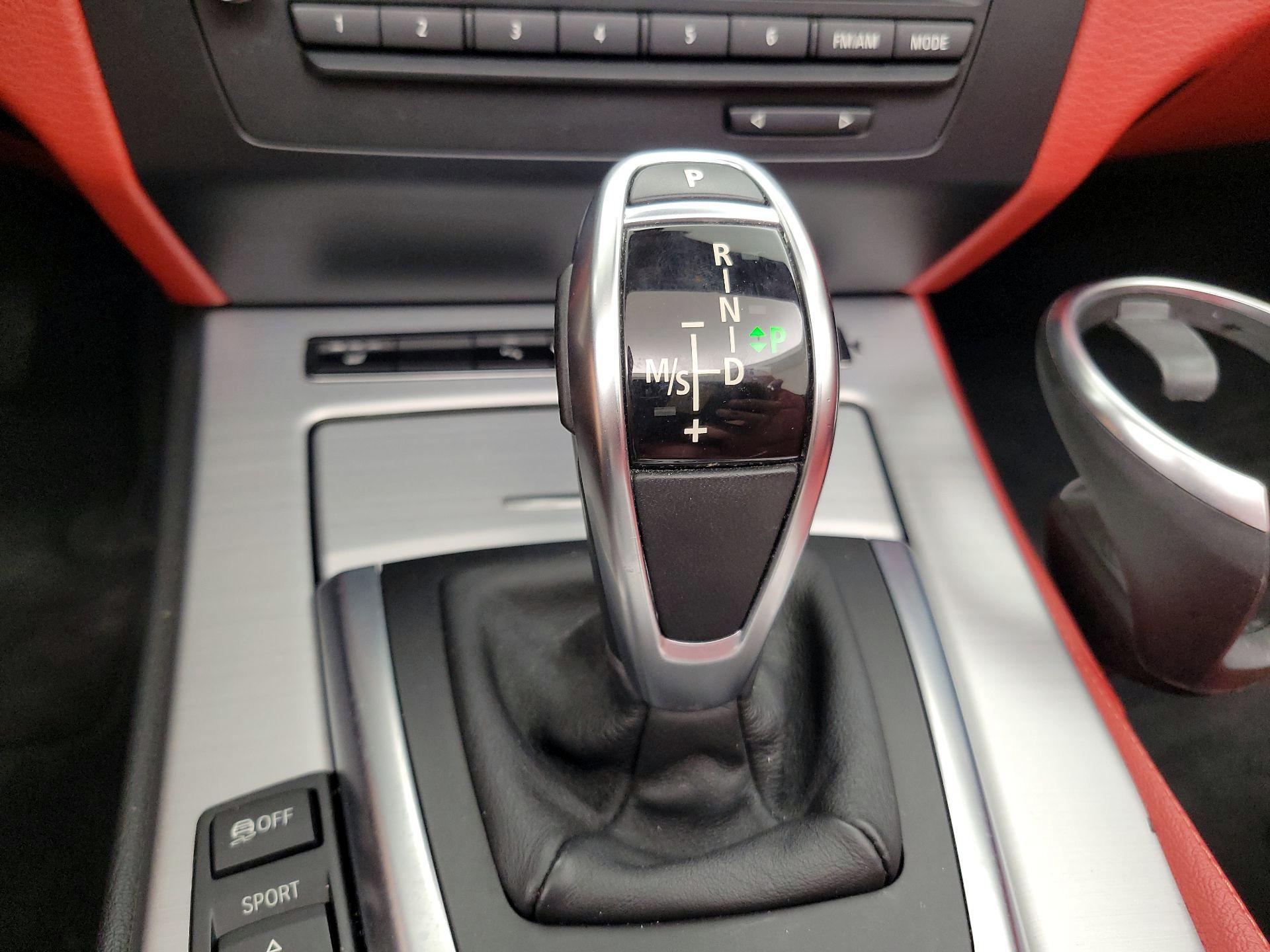 Thumbnail: 2014 BMW Z4 - 16