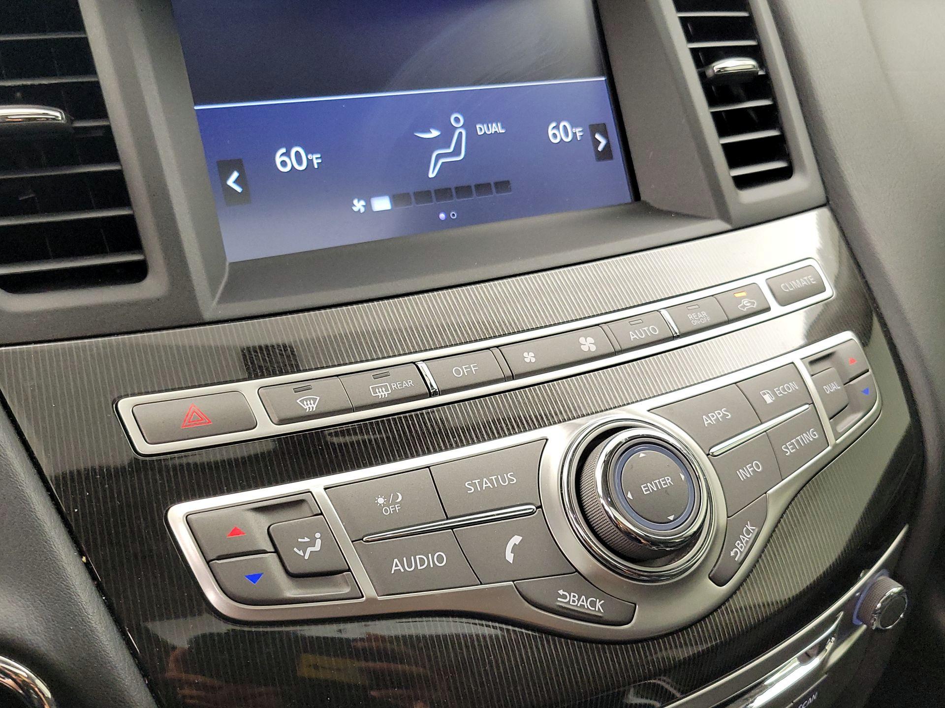 Thumbnail: 2017 INFINITI QX60 - 16
