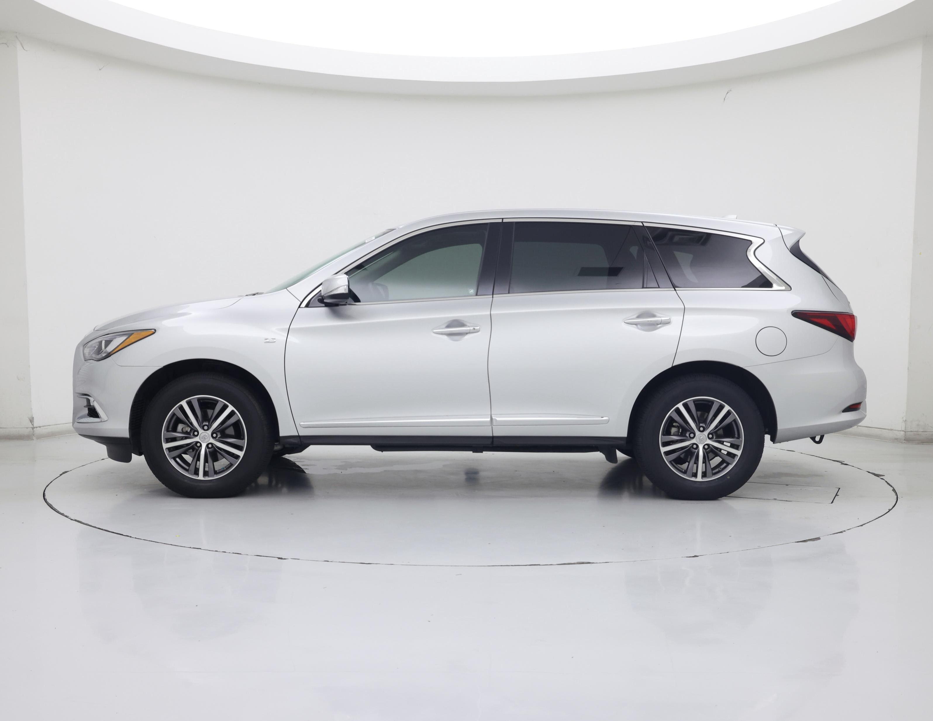 Thumbnail: 2017 INFINITI QX60 - 3