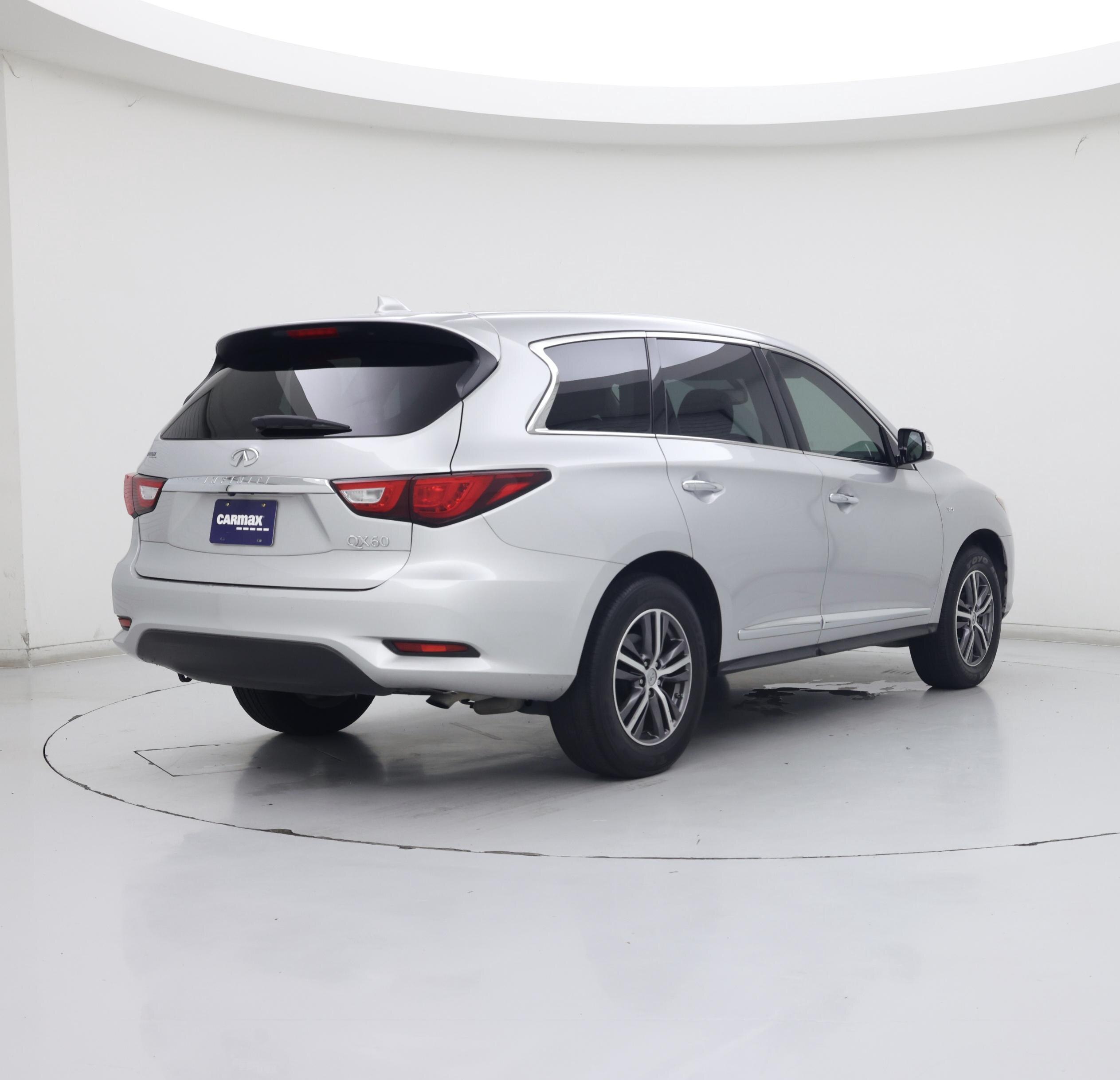 Thumbnail: 2017 INFINITI QX60 - 8