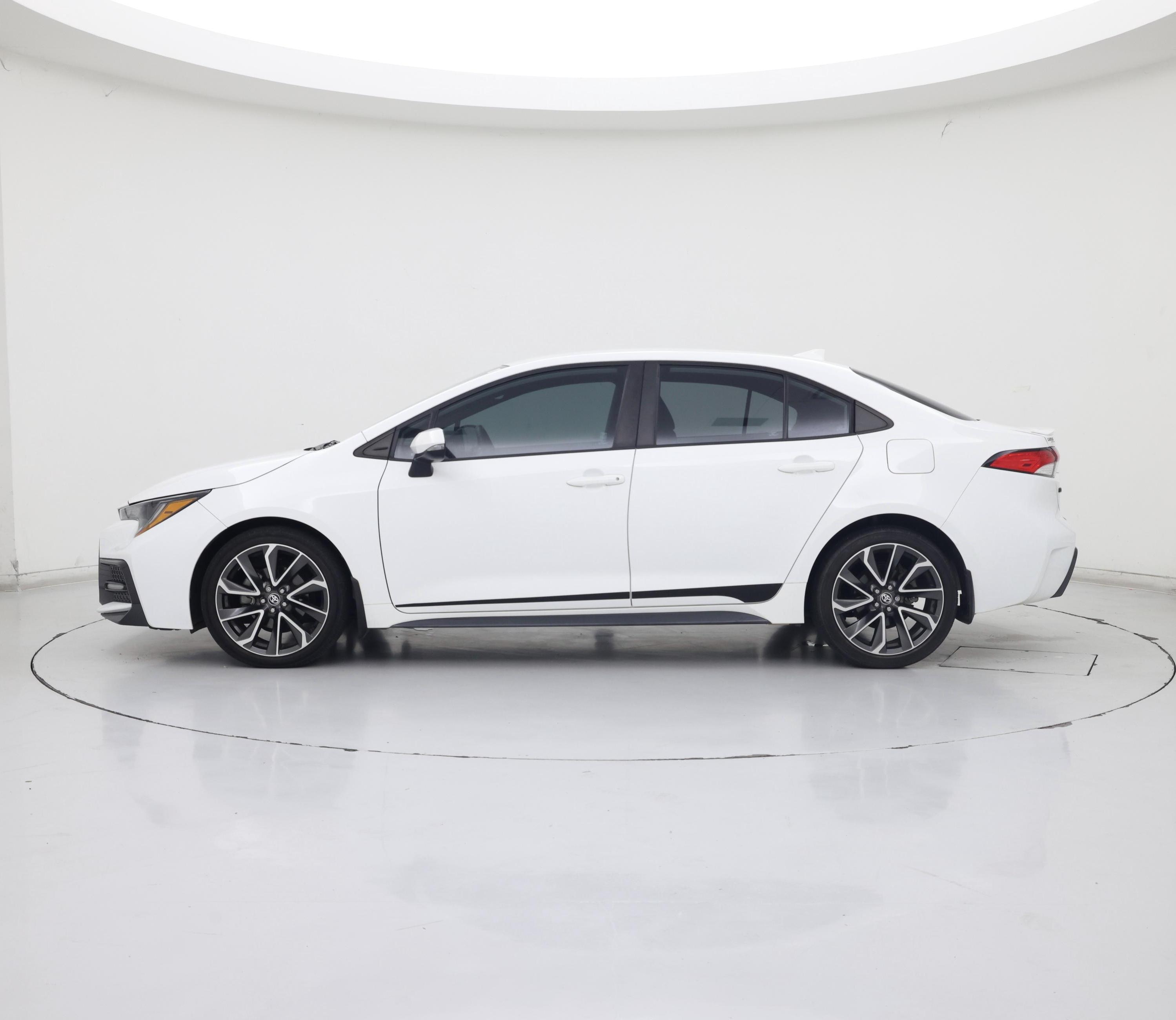 Thumbnail: 2022 Toyota Corolla - 3
