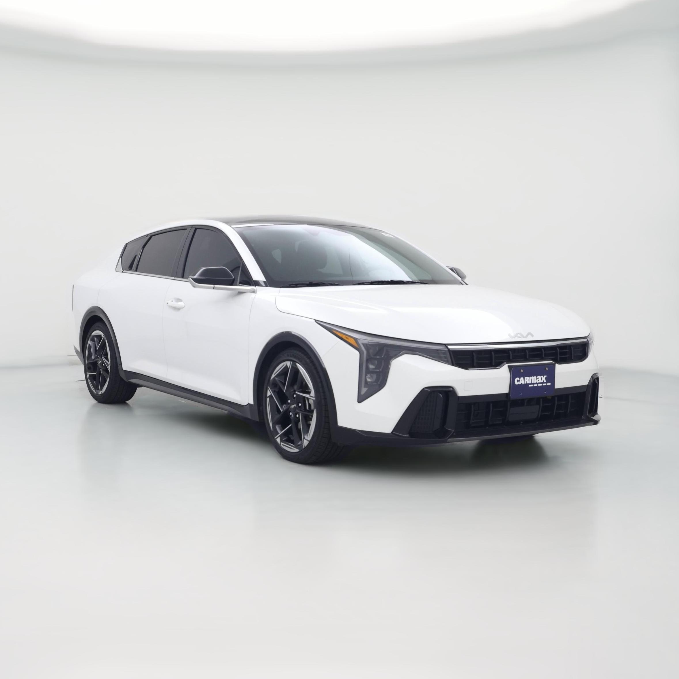 Thumbnail: 2025 Kia K4 - 1