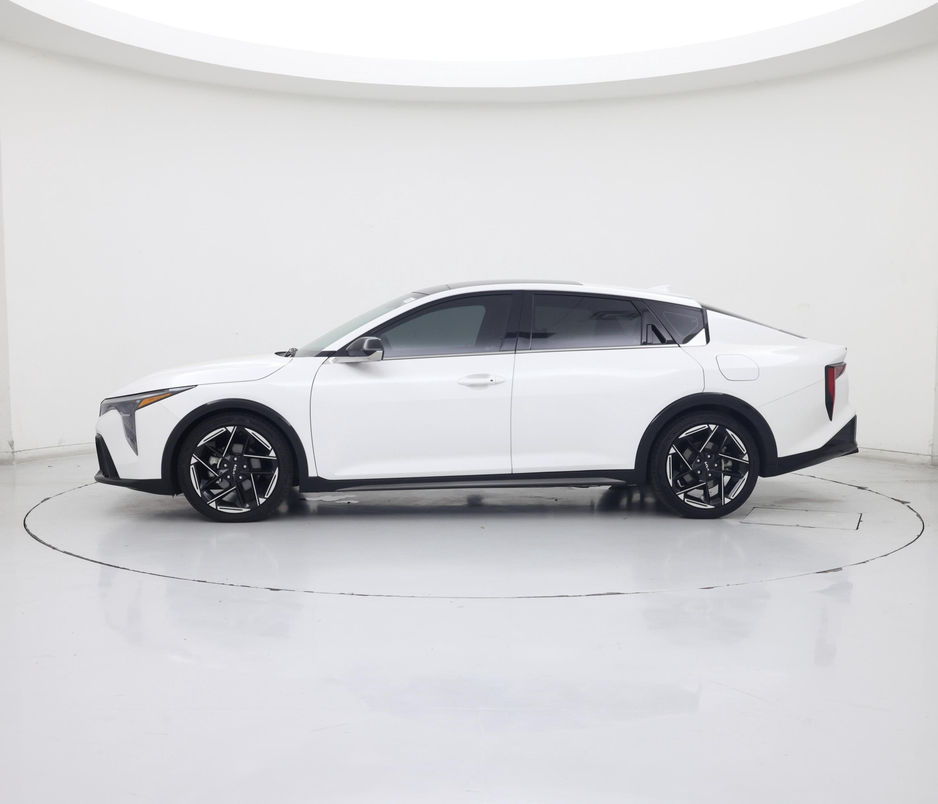 Thumbnail: 2025 Kia K4 - 3