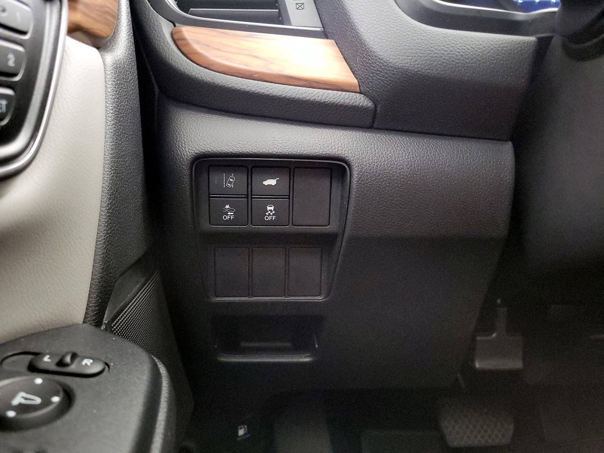 Thumbnail: 2018 Honda CR-V - 13