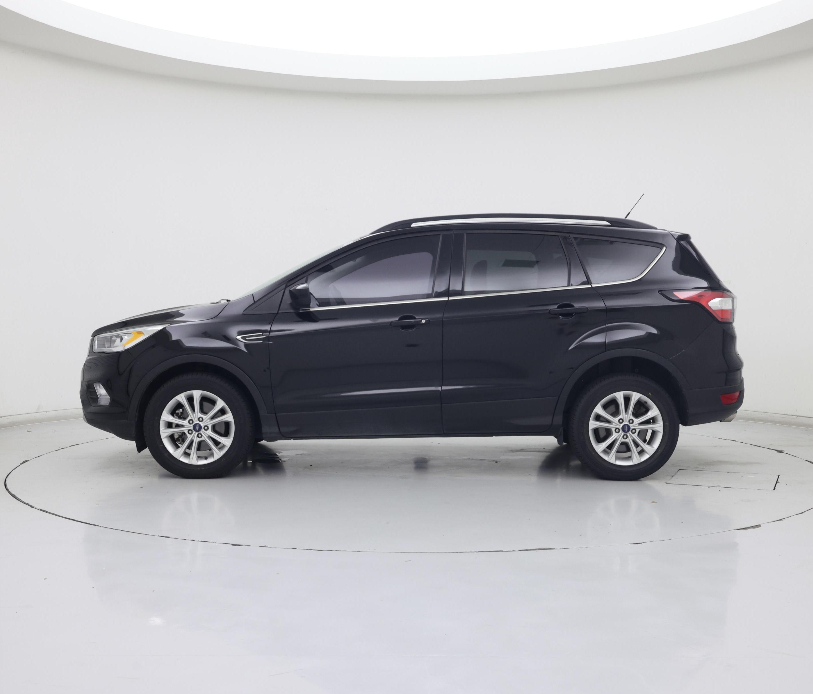Thumbnail: 2018 Ford Escape - 3