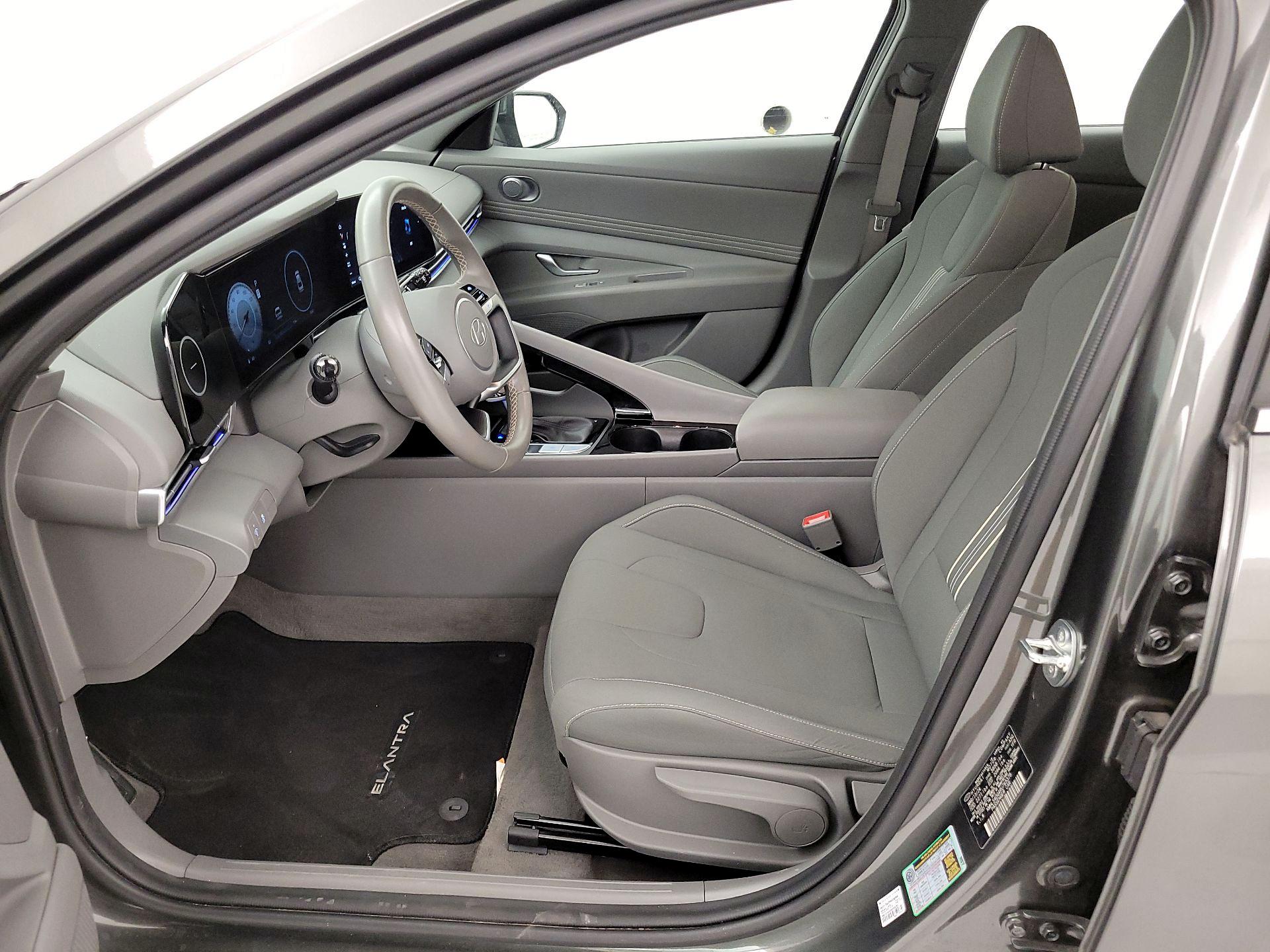 Thumbnail: 2024 Hyundai Elantra - 11