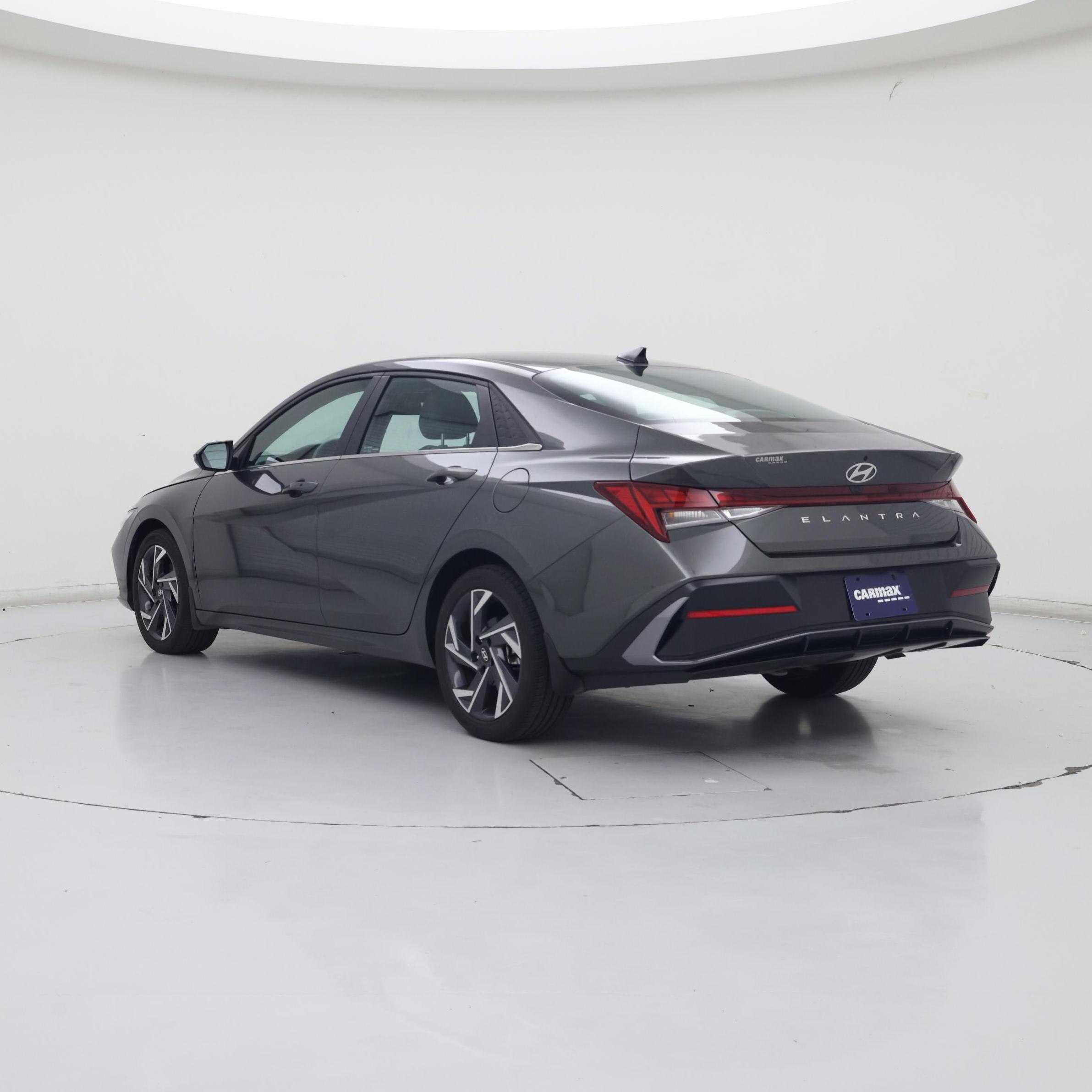 Thumbnail: 2024 Hyundai Elantra - 2