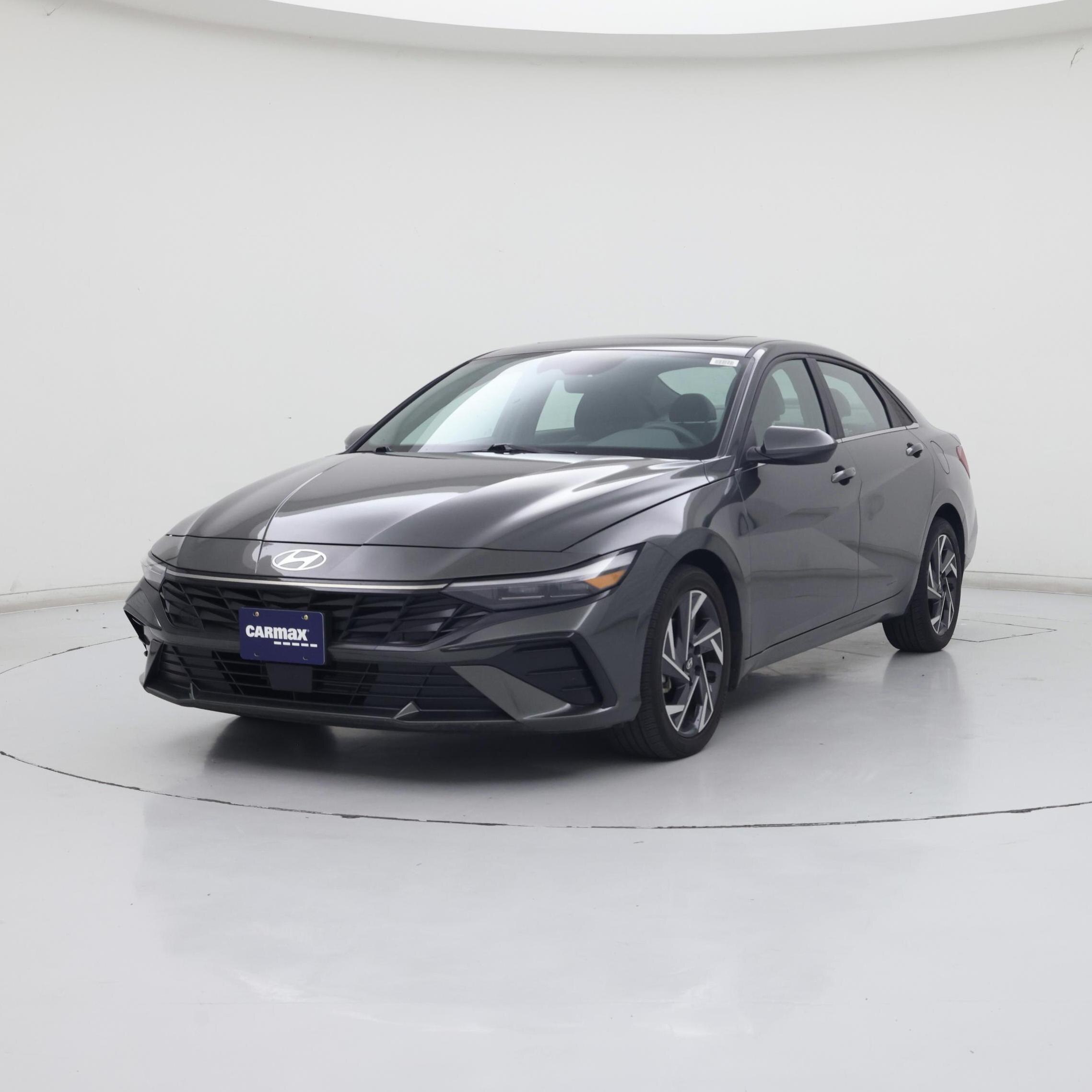 Thumbnail: 2024 Hyundai Elantra - 4