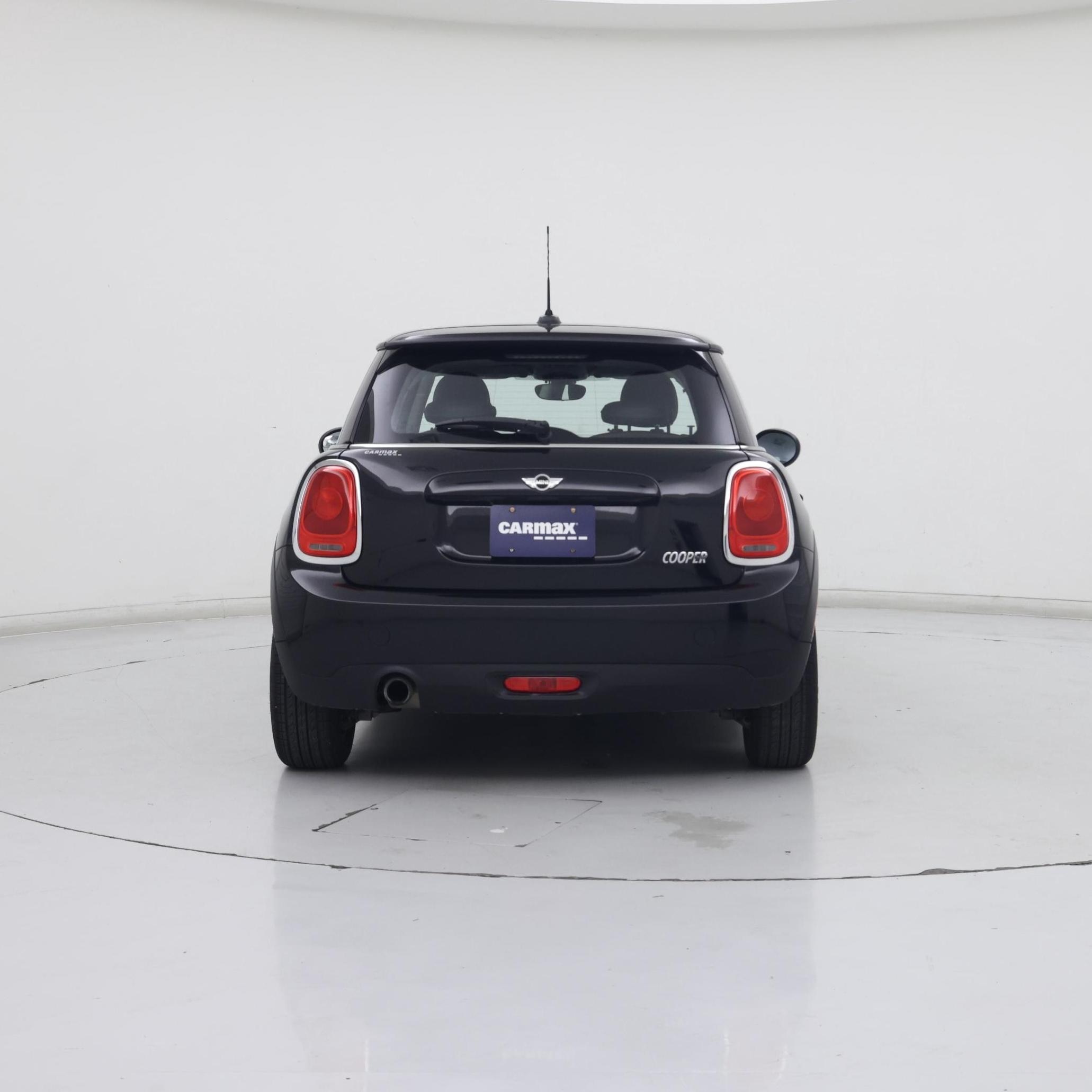Thumbnail: 2017 MINI Cooper Hardtop - 6