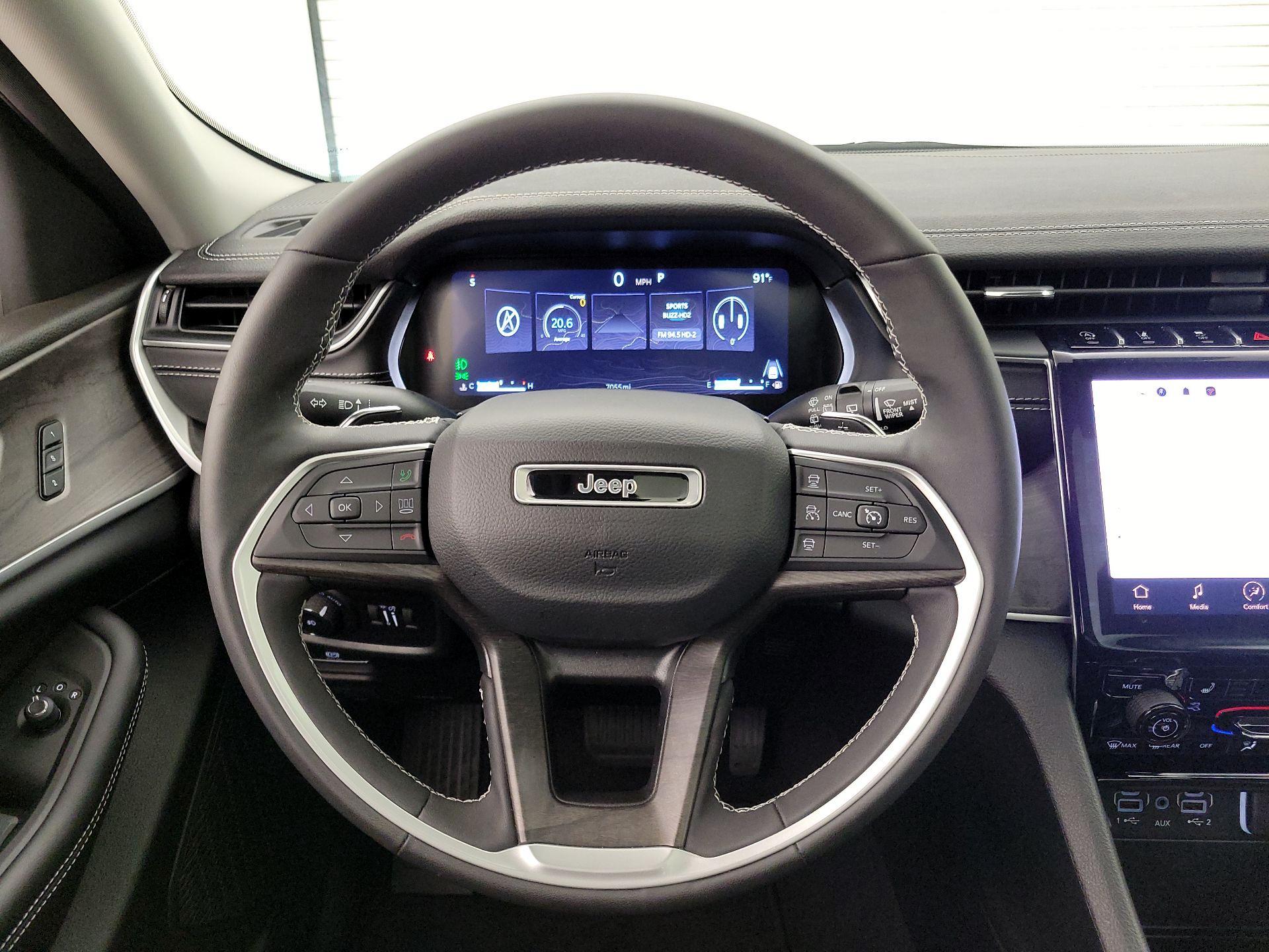 Thumbnail: 2024 Jeep Grand Cherokee - 10