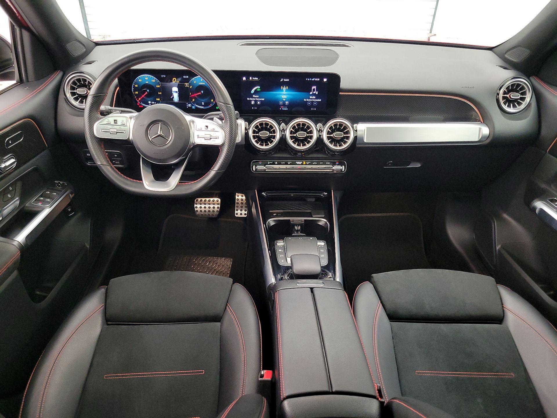 Thumbnail: 2022 Mercedes-Benz GLB - 9