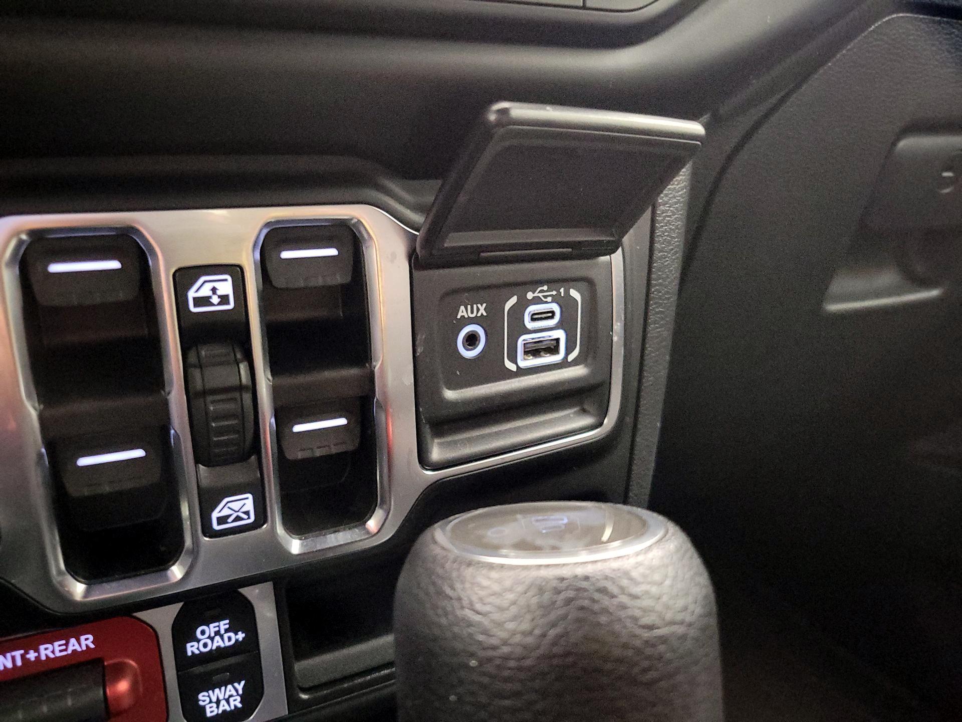 Thumbnail: 2023 Jeep Wrangler - 19