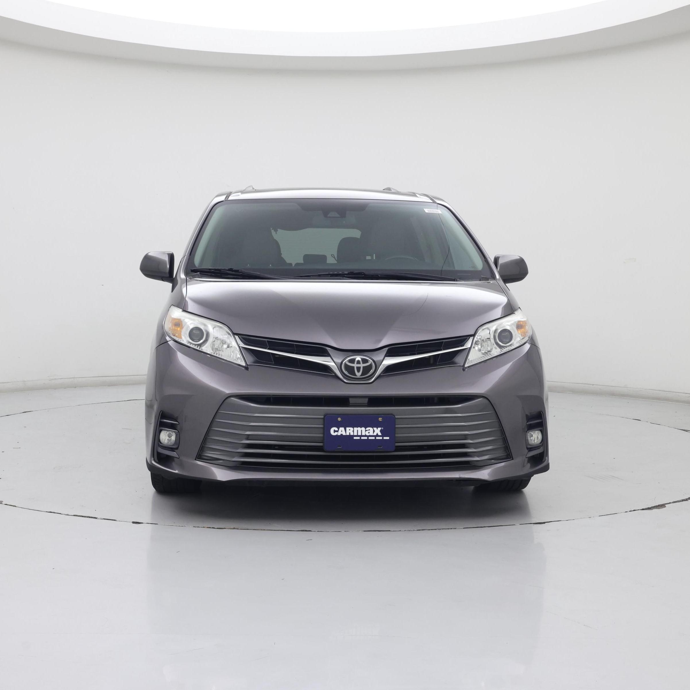 Thumbnail: 2019 Toyota Sienna - 5