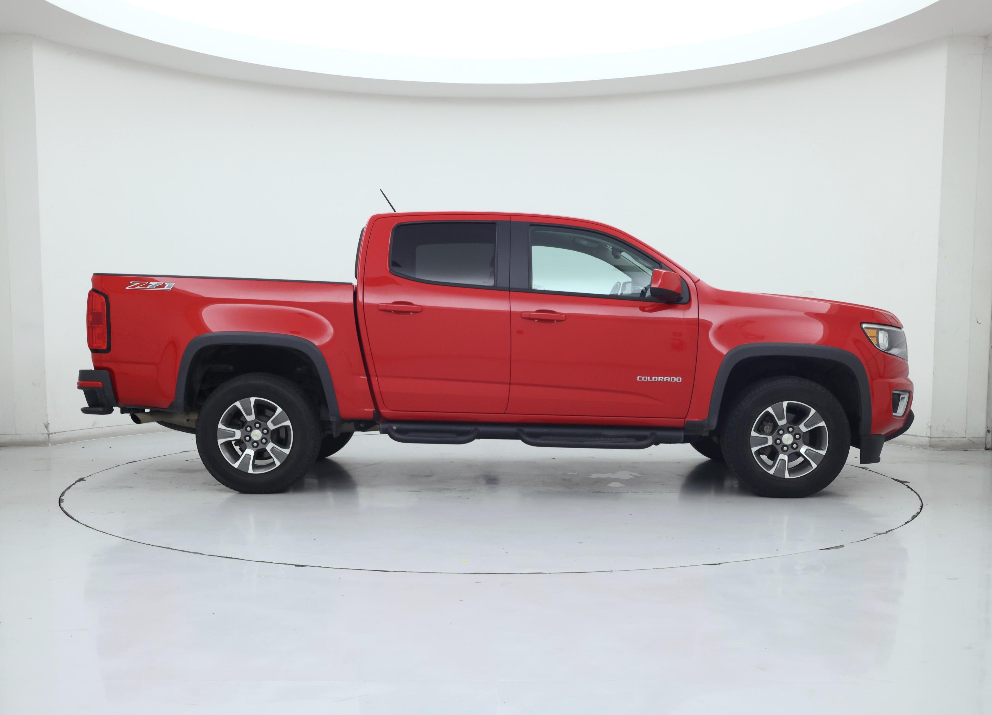 Thumbnail: 2017 Chevrolet Colorado - 7