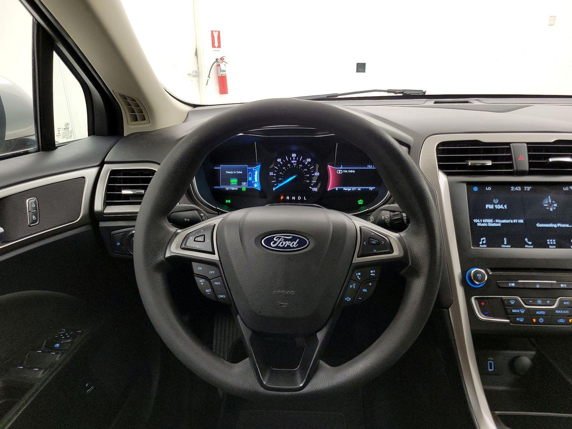 Thumbnail: 2018 Ford Fusion - 10