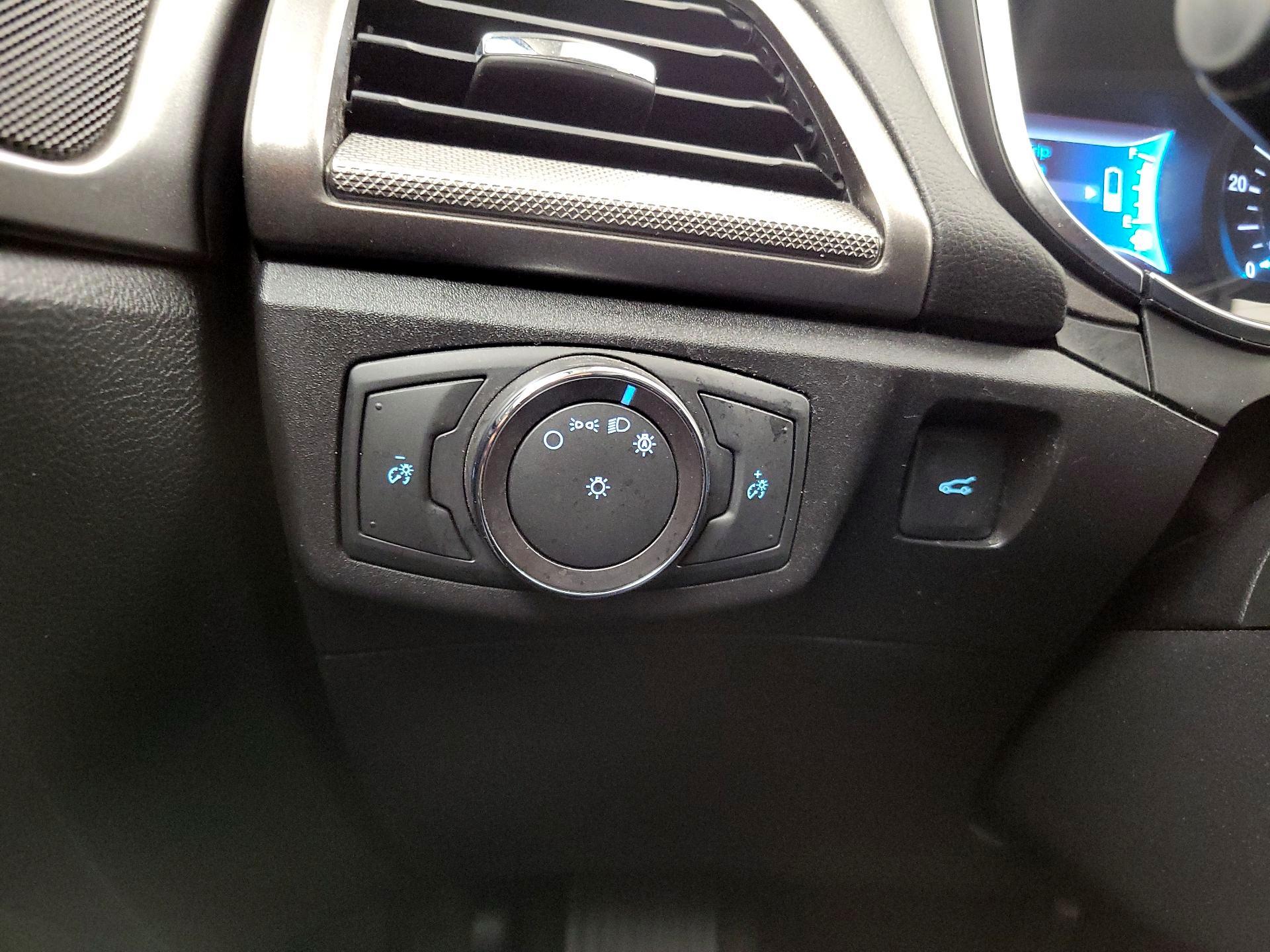 Thumbnail: 2018 Ford Fusion - 13