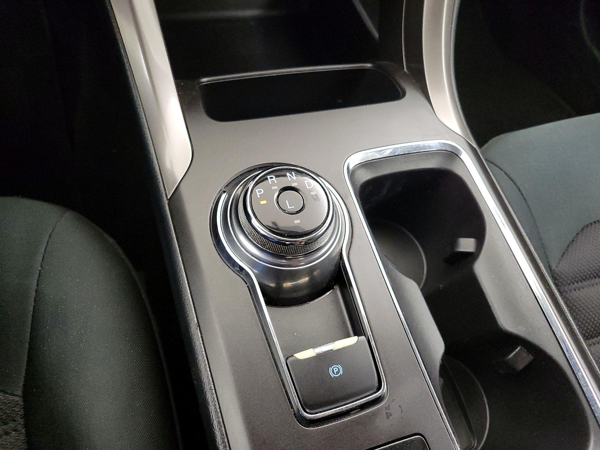 Thumbnail: 2018 Ford Fusion - 17