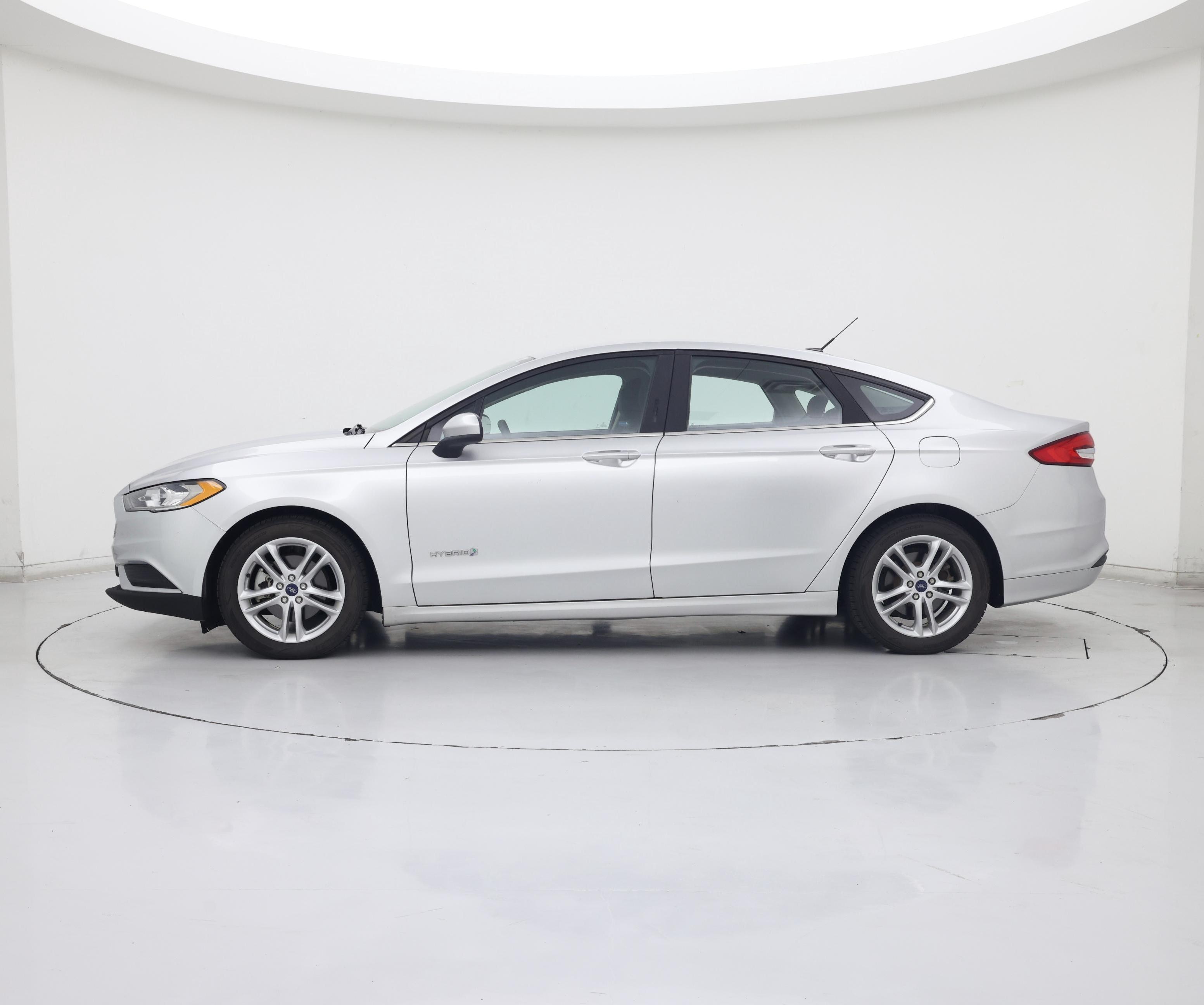 Thumbnail: 2018 Ford Fusion - 3