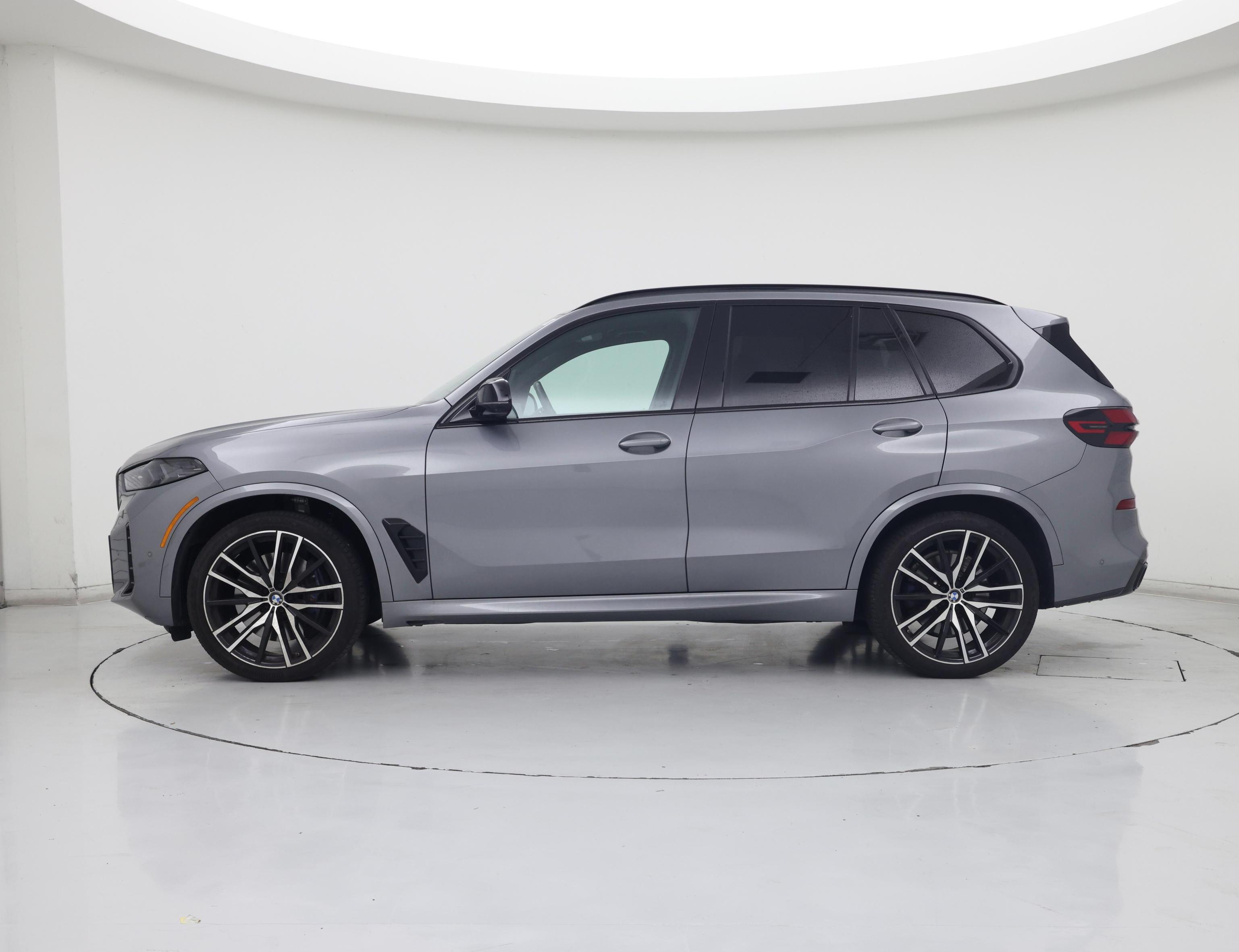 Thumbnail: 2024 BMW X5 - 3