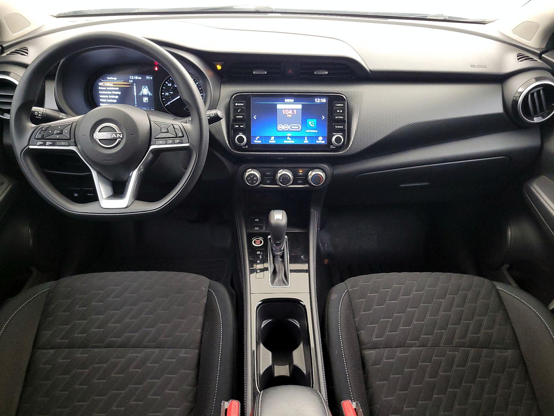 Thumbnail: 2023 Nissan Kicks - 9