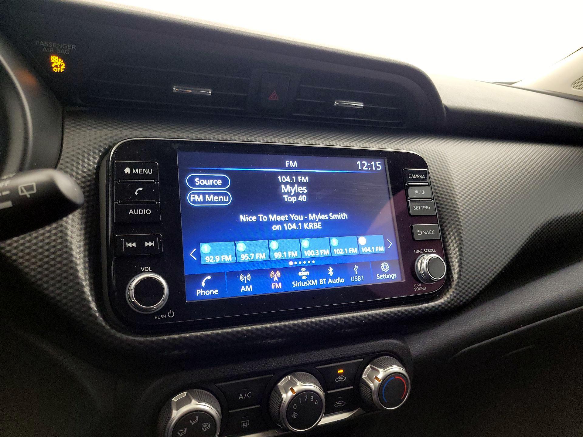 Thumbnail: 2023 Nissan Kicks - 15