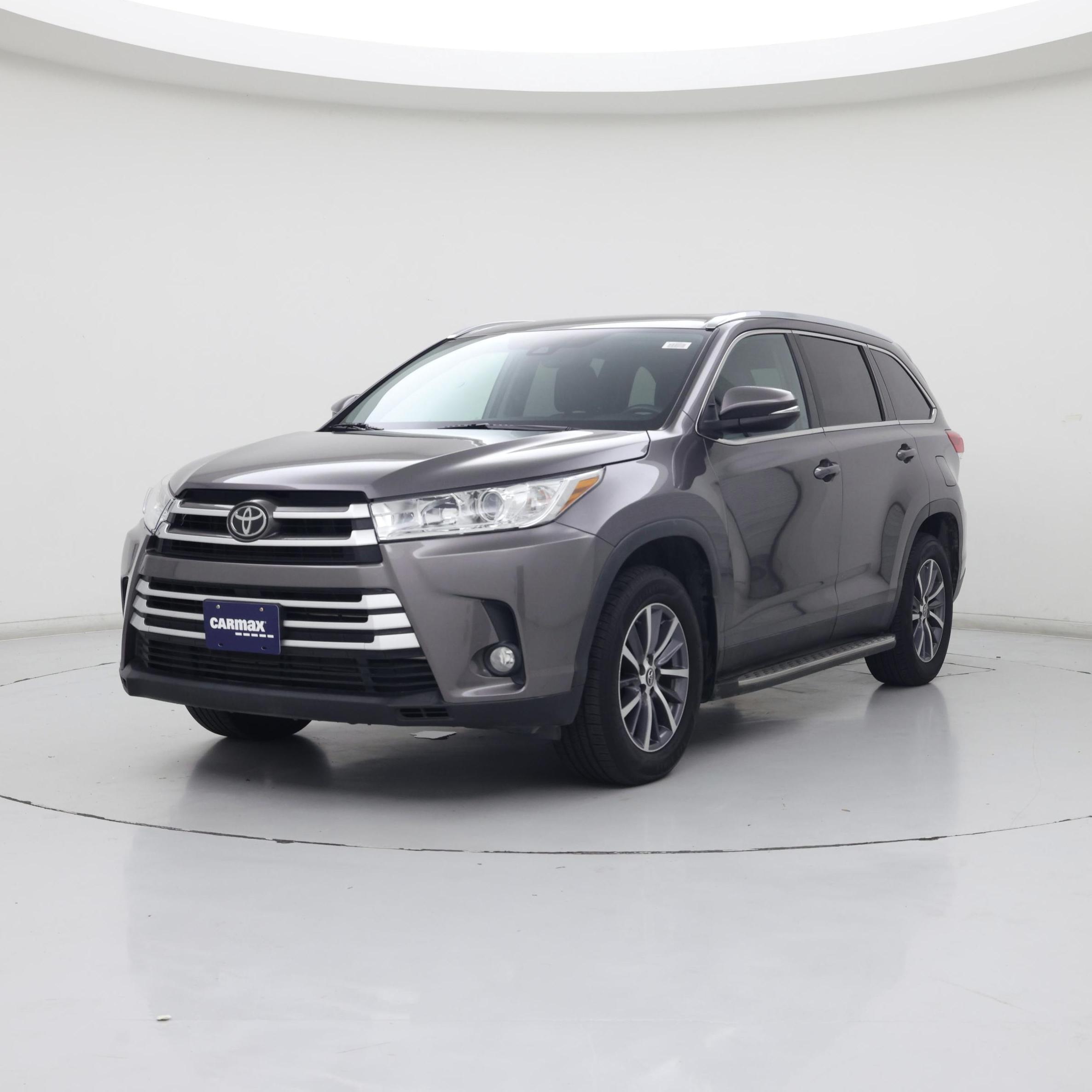 Thumbnail: 2019 Toyota Highlander - 4