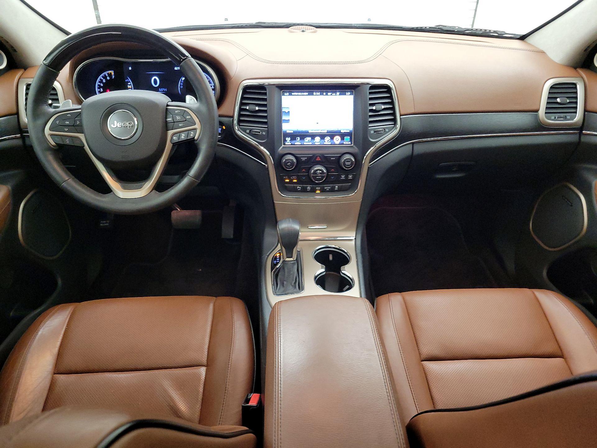 Thumbnail: 2016 Jeep Grand Cherokee - 9