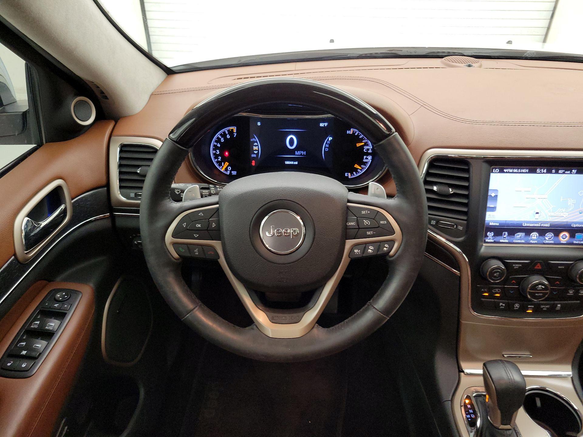 Thumbnail: 2016 Jeep Grand Cherokee - 10